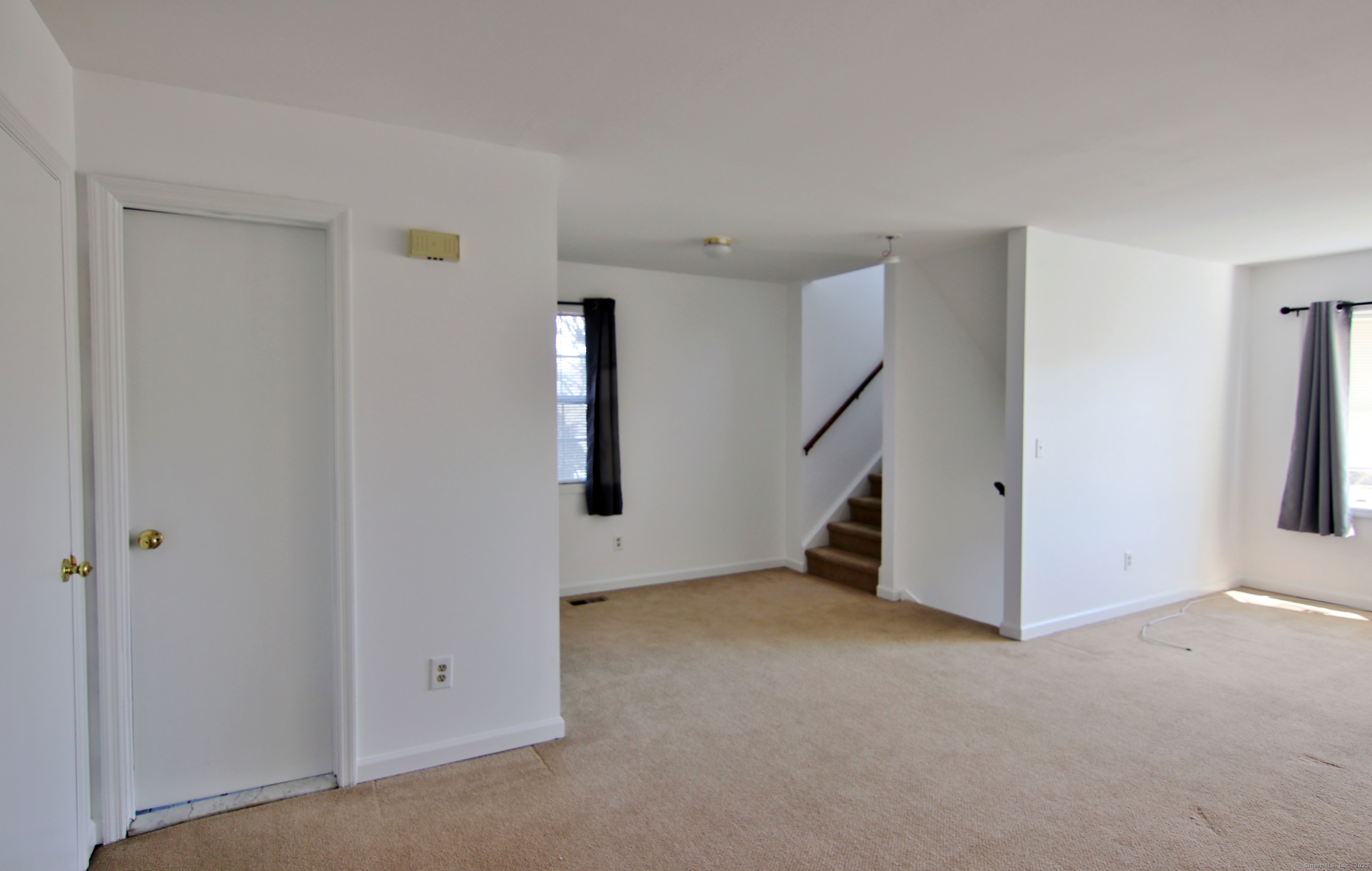 9-1/2 Fairview Avenue