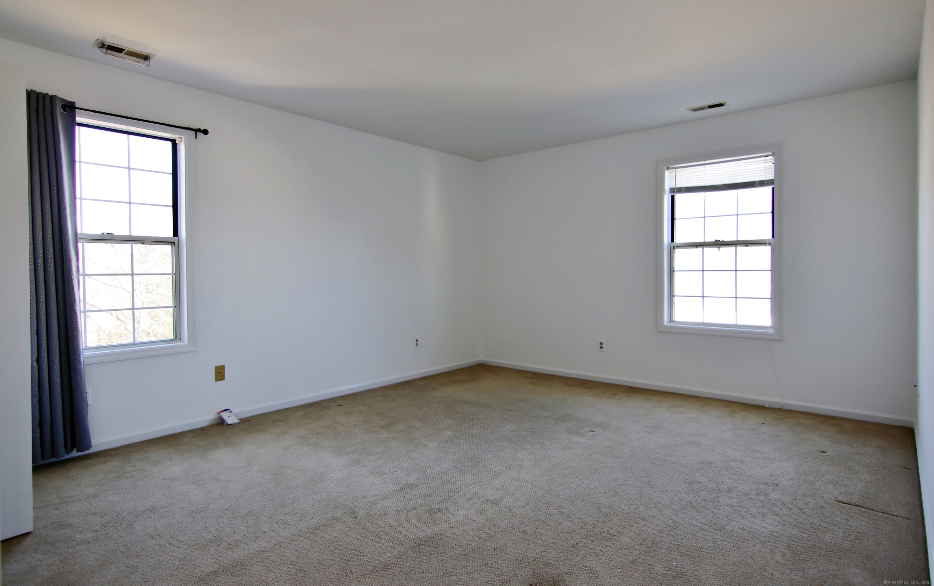 9-1/2 Fairview Avenue