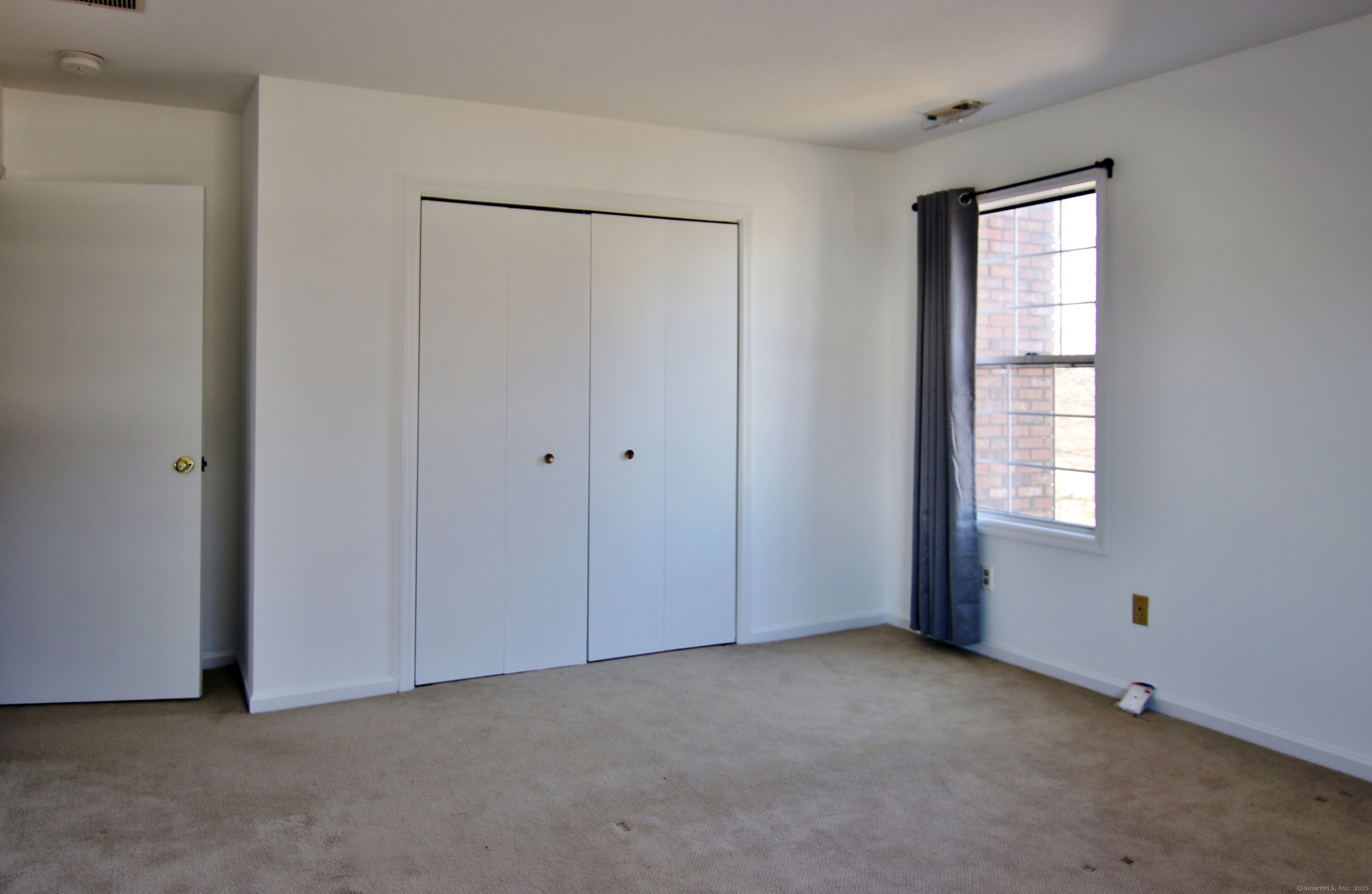 9-1/2 Fairview Avenue