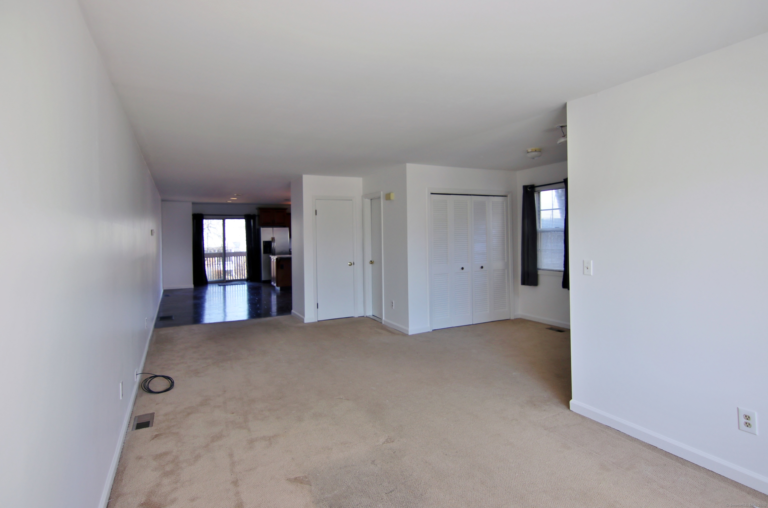 9-1/2 Fairview Avenue