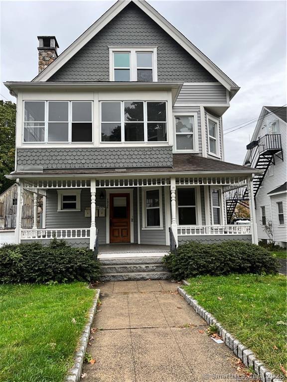 1926 Bedford Street 3