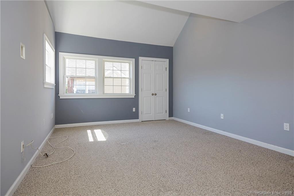 156 East Elm Streets E2