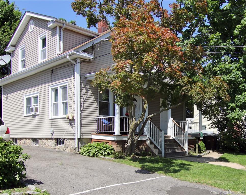 32 Palmer Avenue
