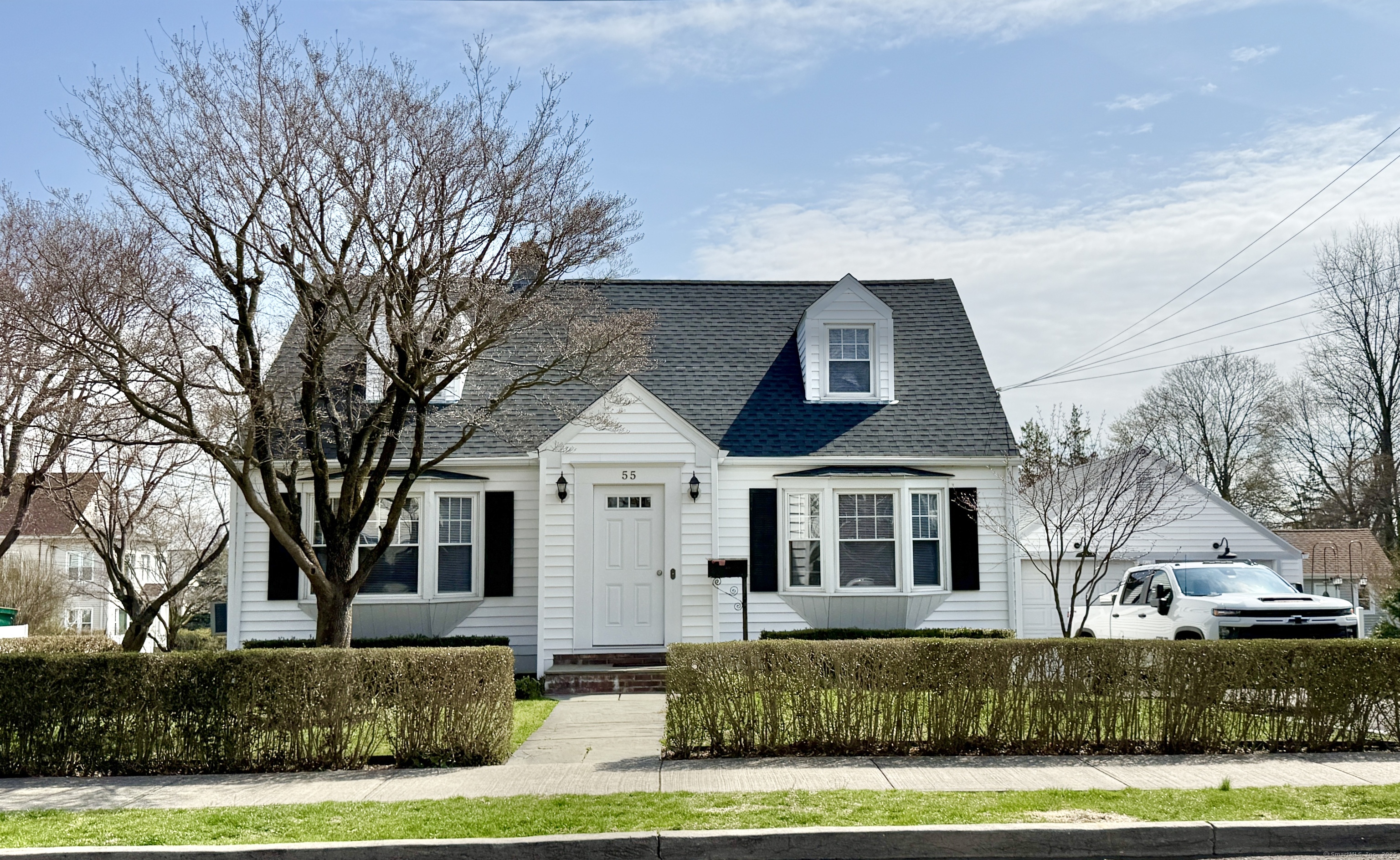 55 Mayflower Avenue