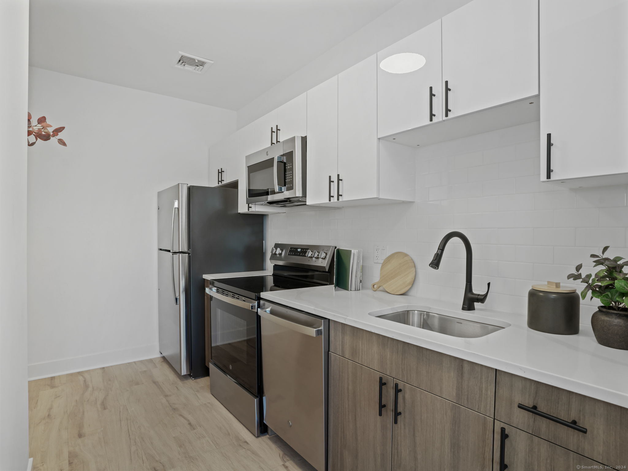 821 East Main Street 209