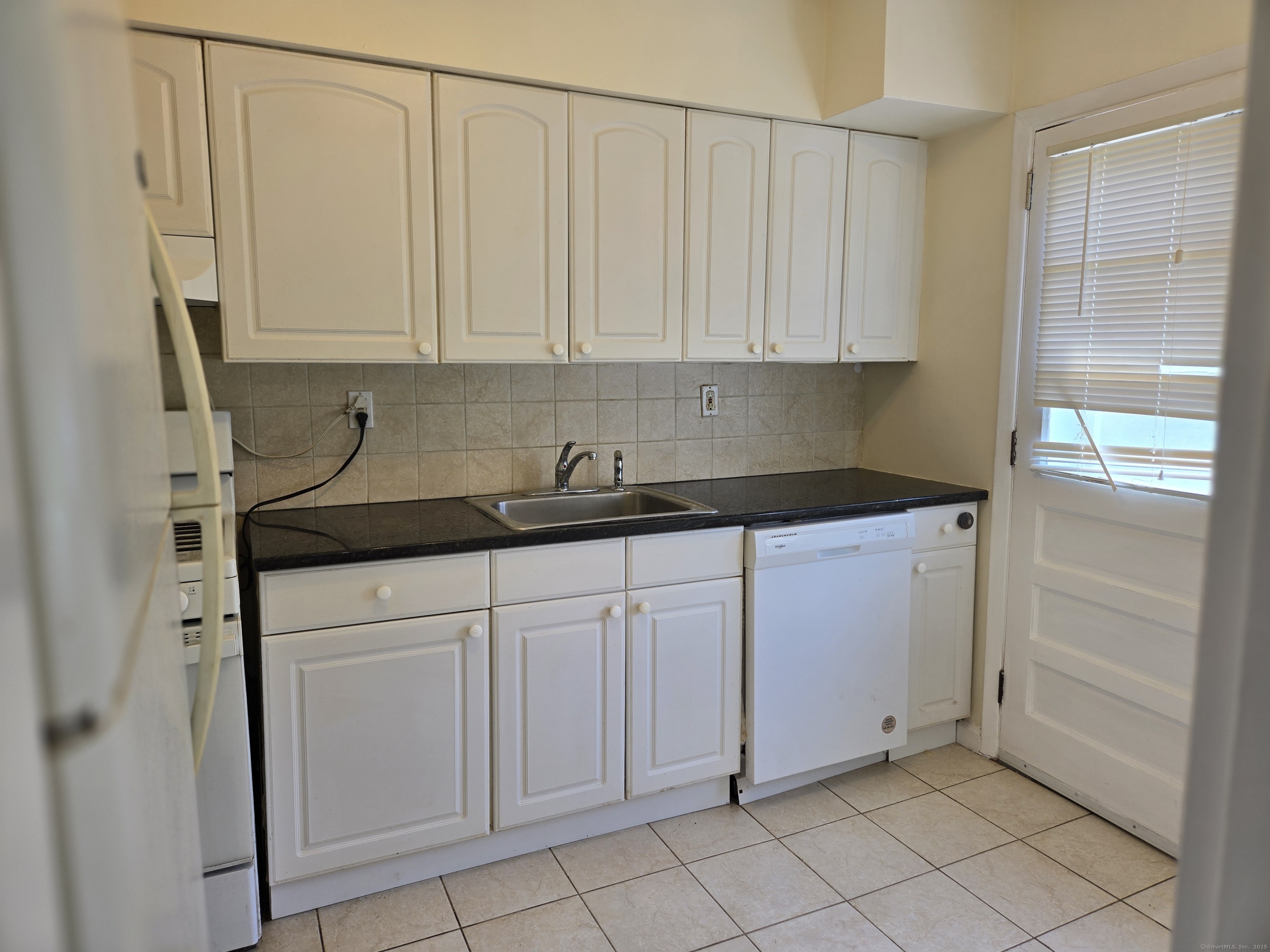 242 Glenbrook Road B