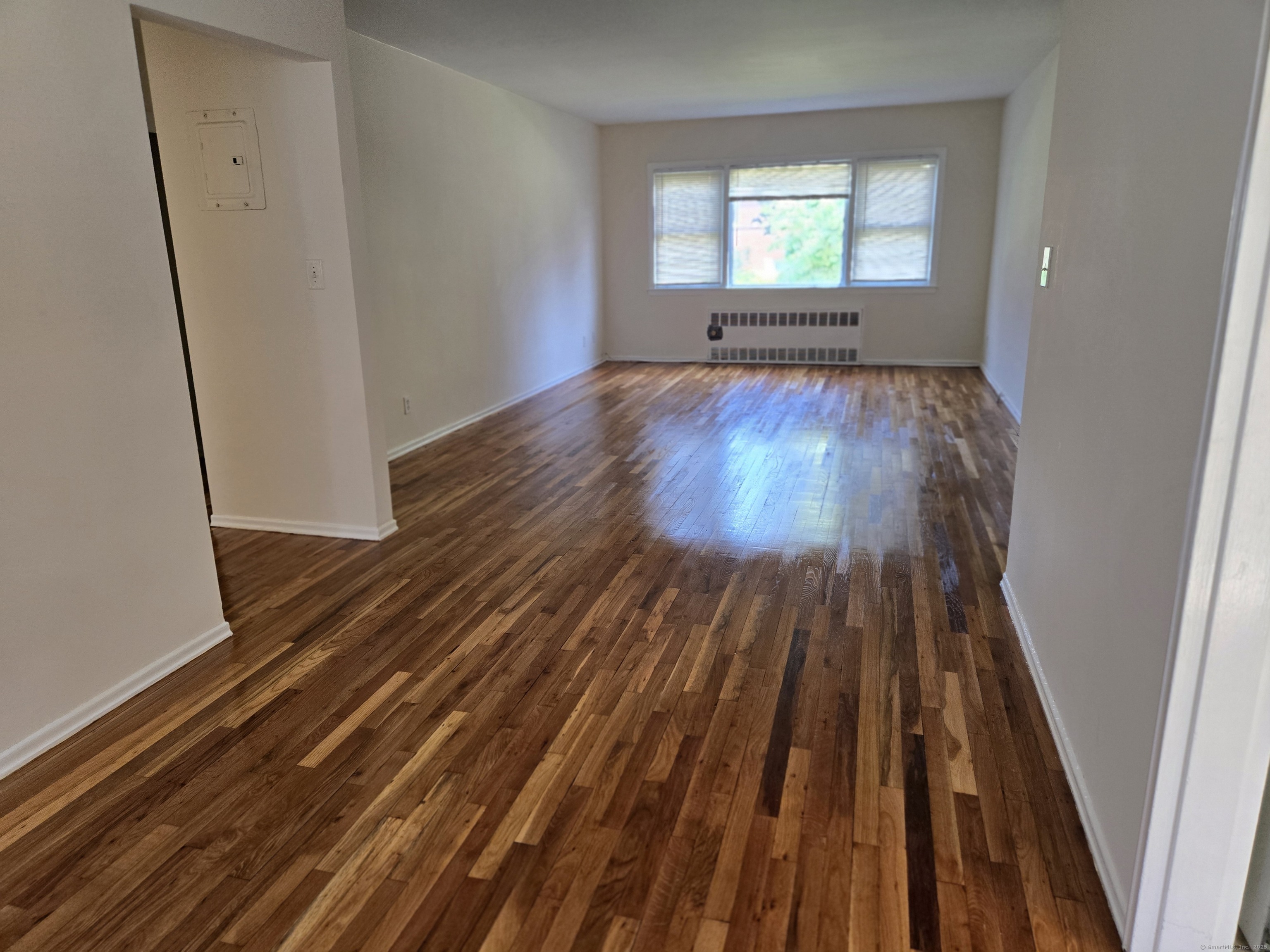 242 Glenbrook Road B