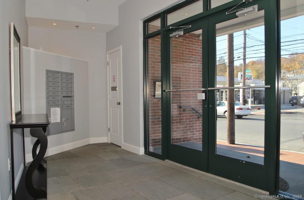 947 Hope Street 302