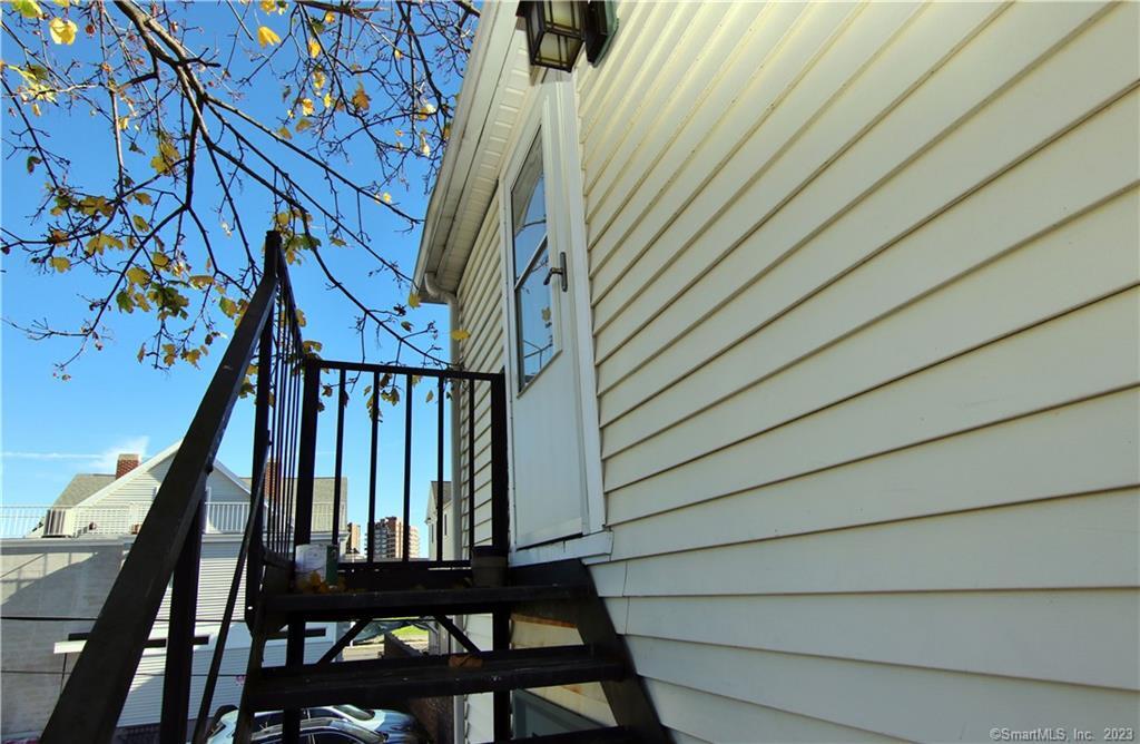 11 Dolsen Place 2ND F