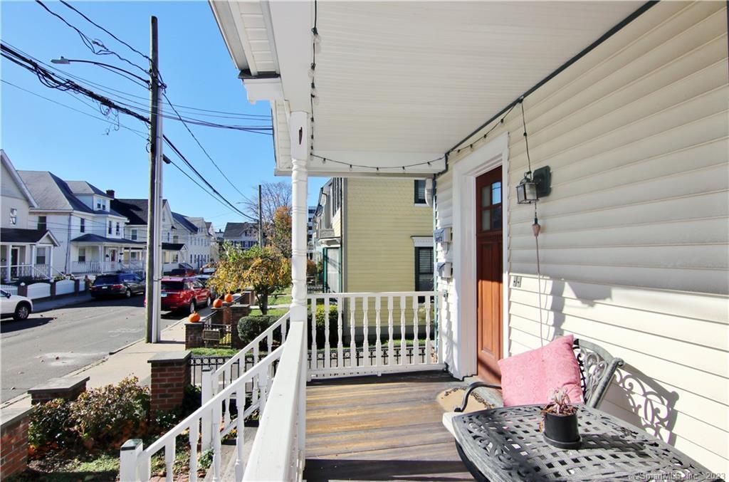 11 Dolsen Place 2ND F