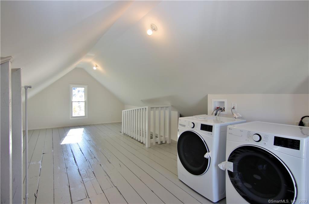 11 Dolsen Place 2ND F