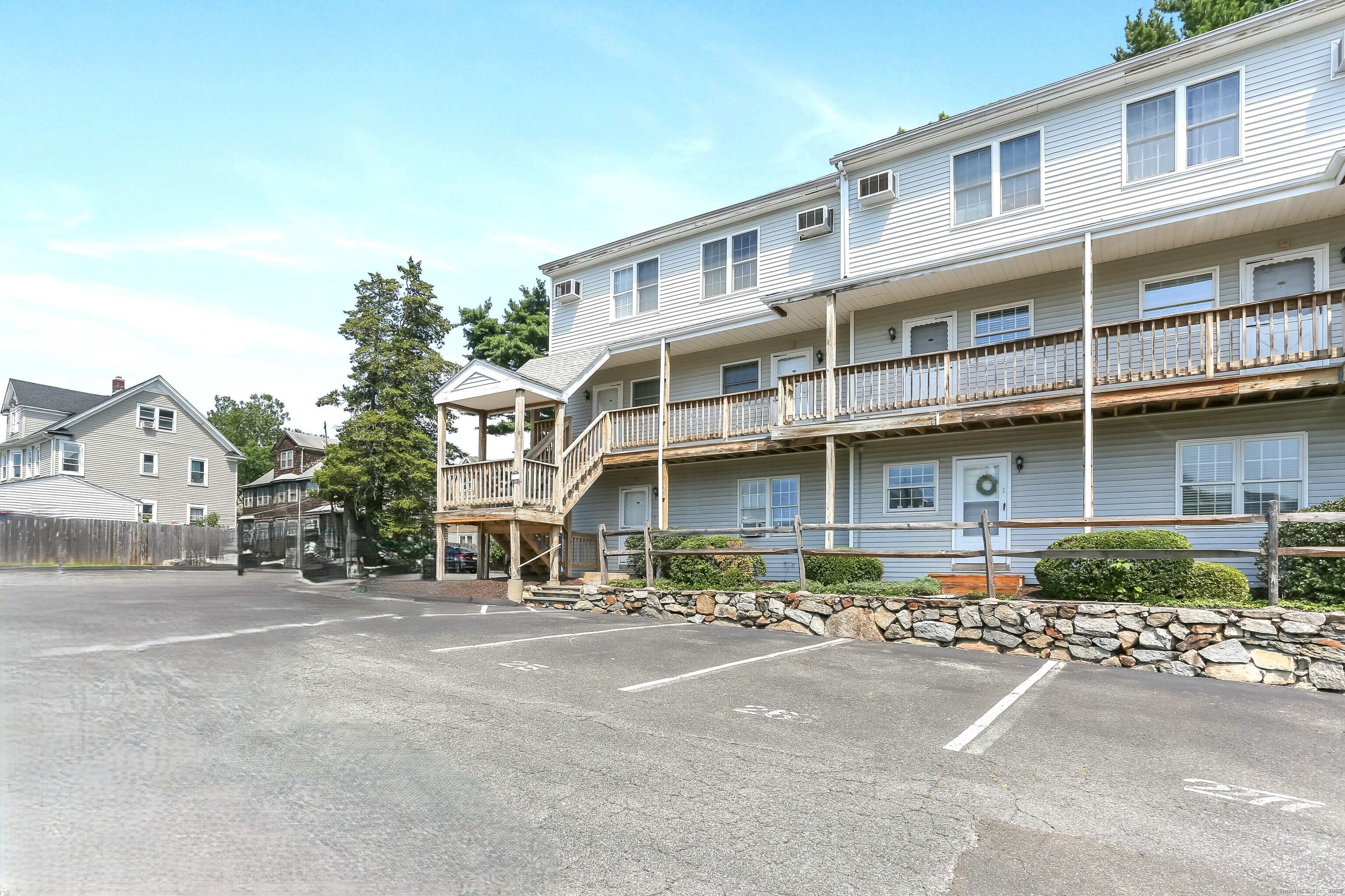 256 Washington Boulevard 1