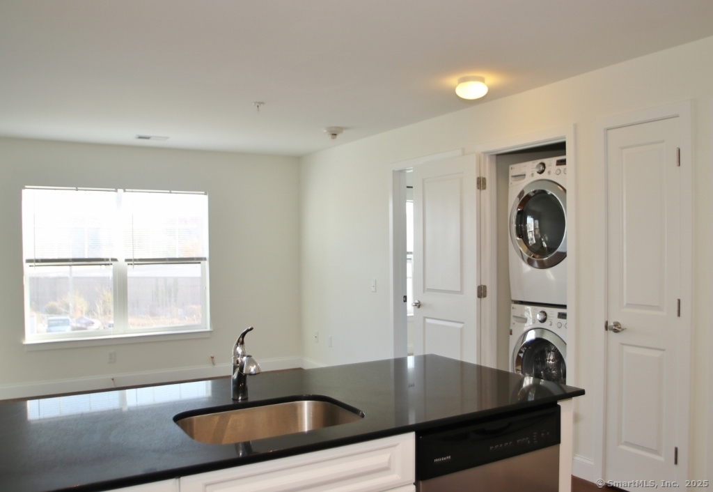 947 Hope Street 204