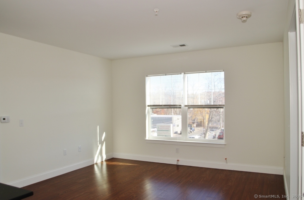 947 Hope Street 204