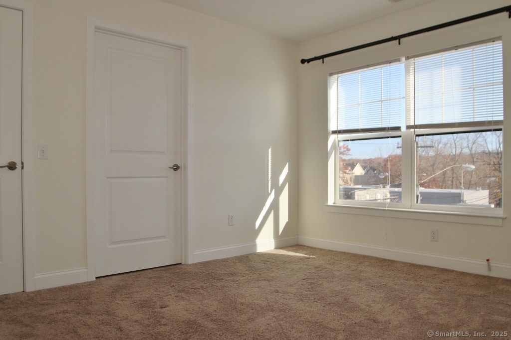 947 Hope Street 204