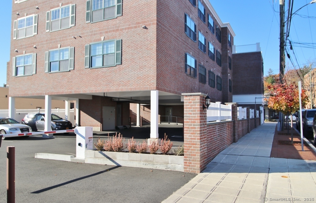 947 Hope Street 204