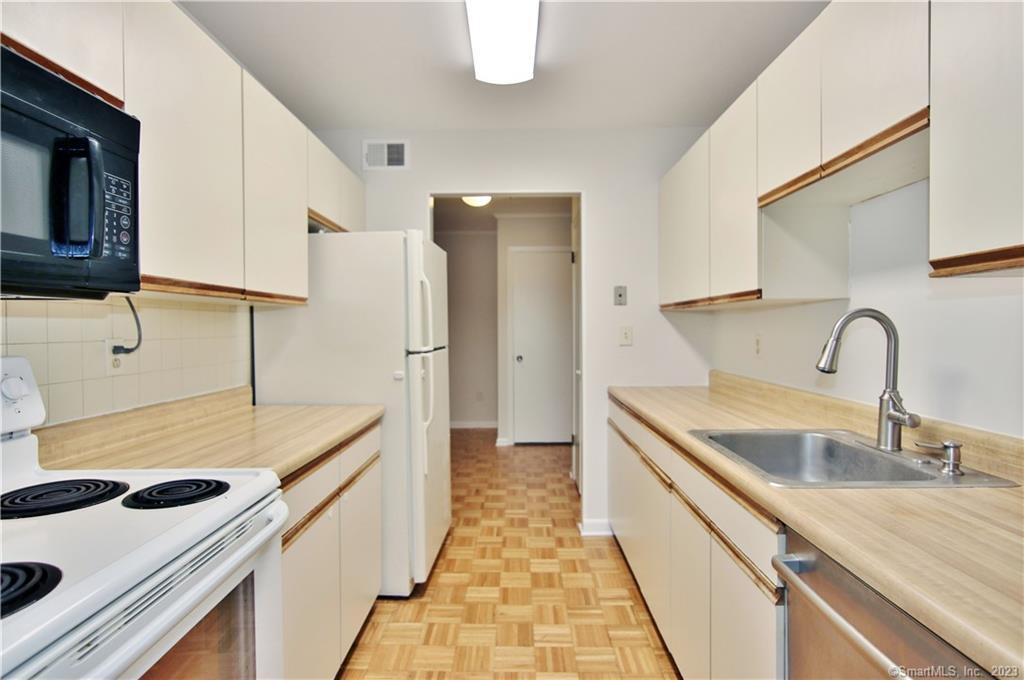 249 Hamilton Avenue 3