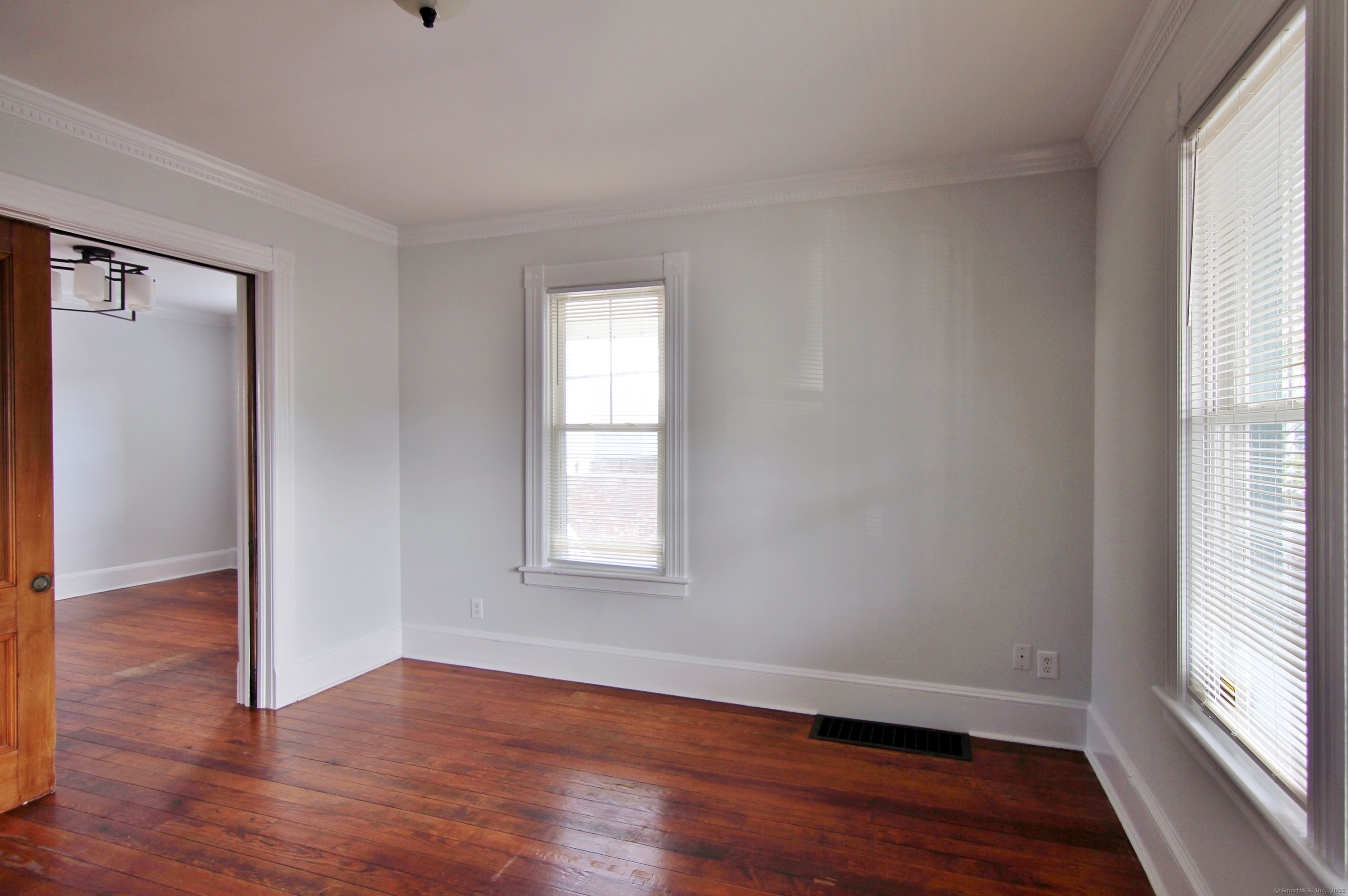 11 Dolsen Place 1