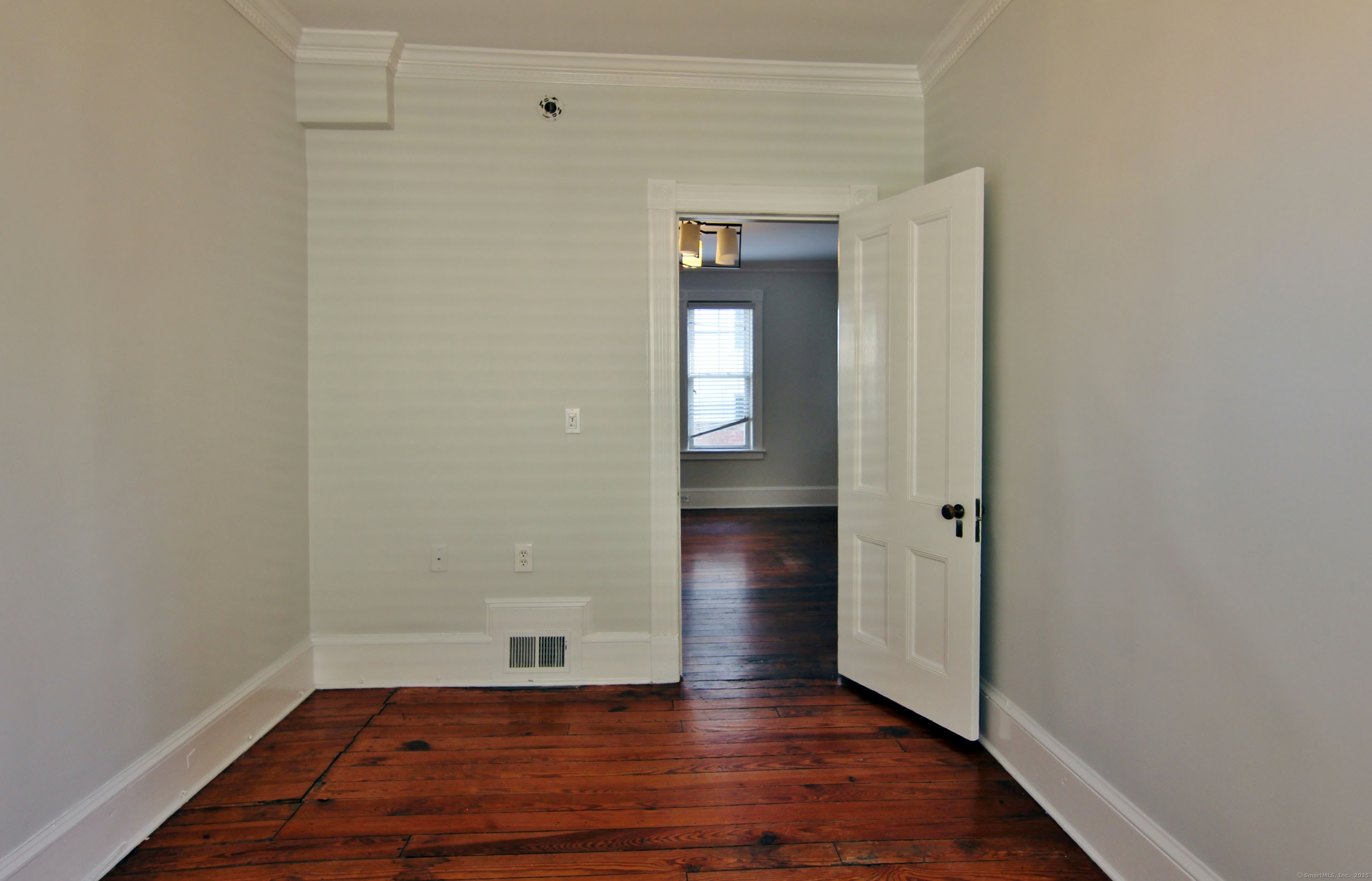 11 Dolsen Place 1