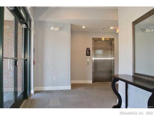 947 Hope Street 301