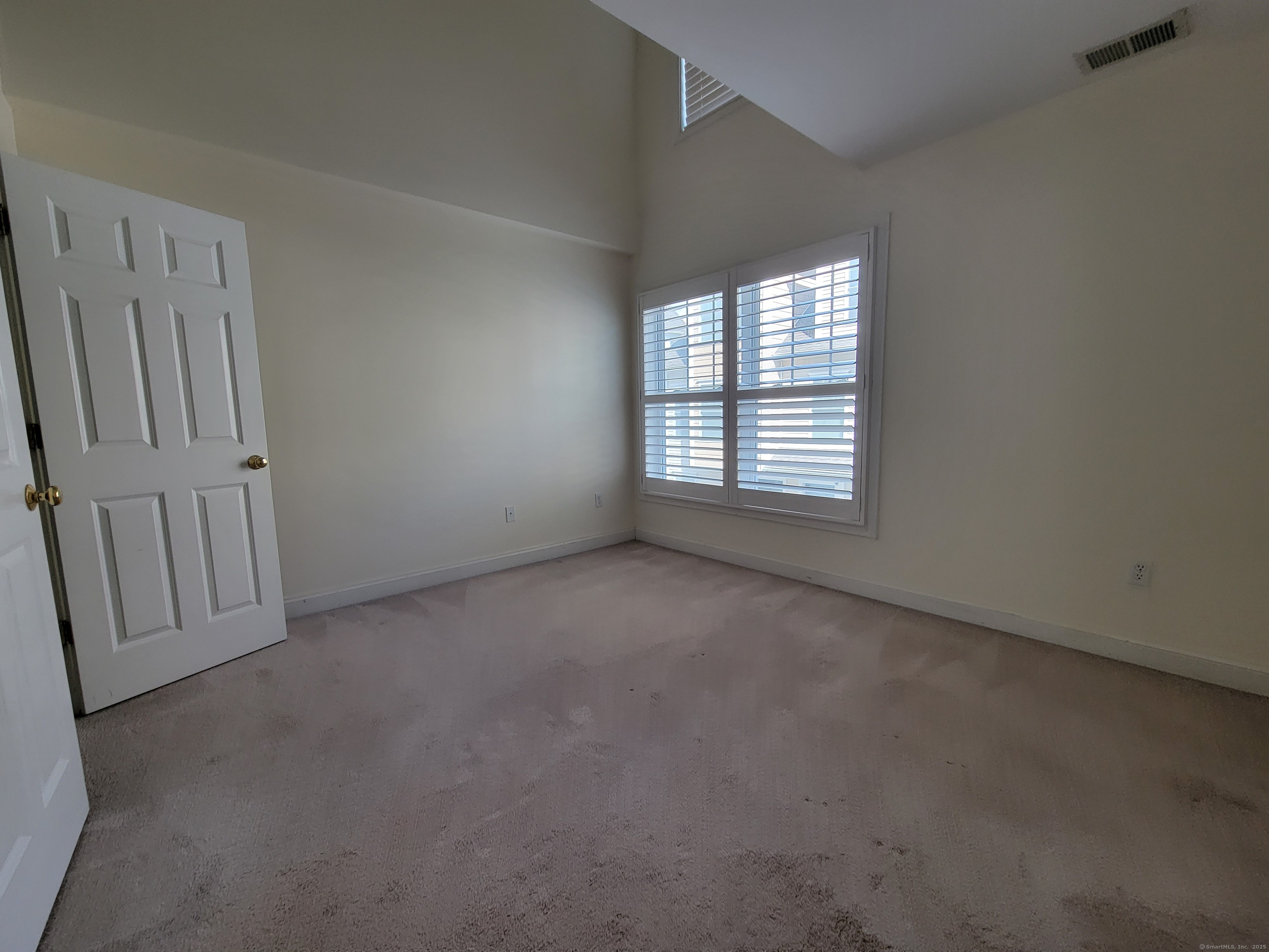 85 Camp Avenue APT 2C