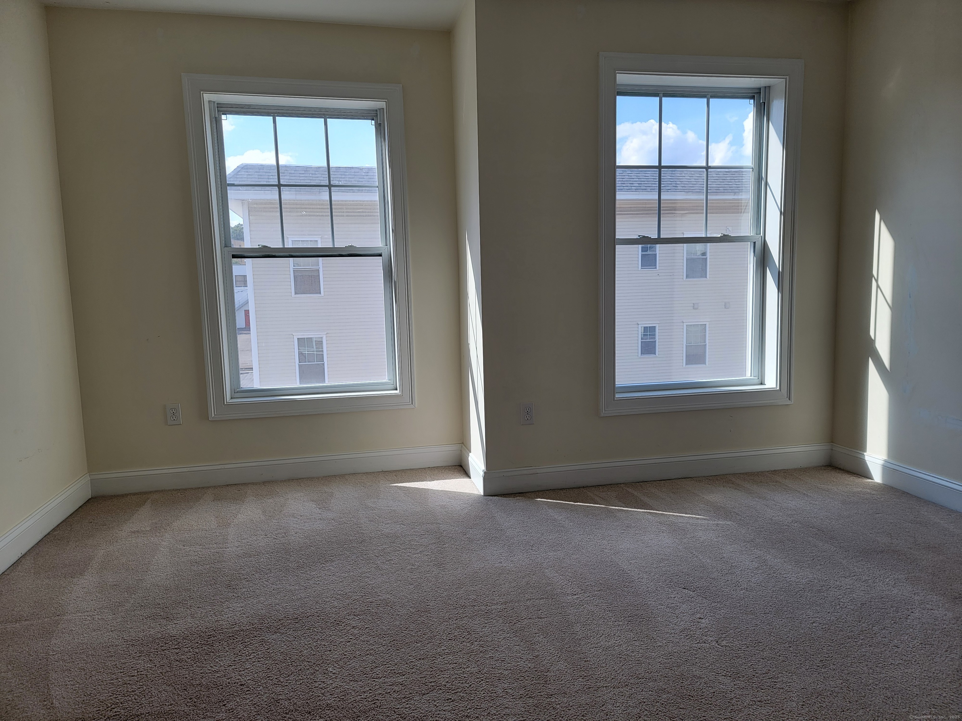 85 Camp Avenue APT 2C