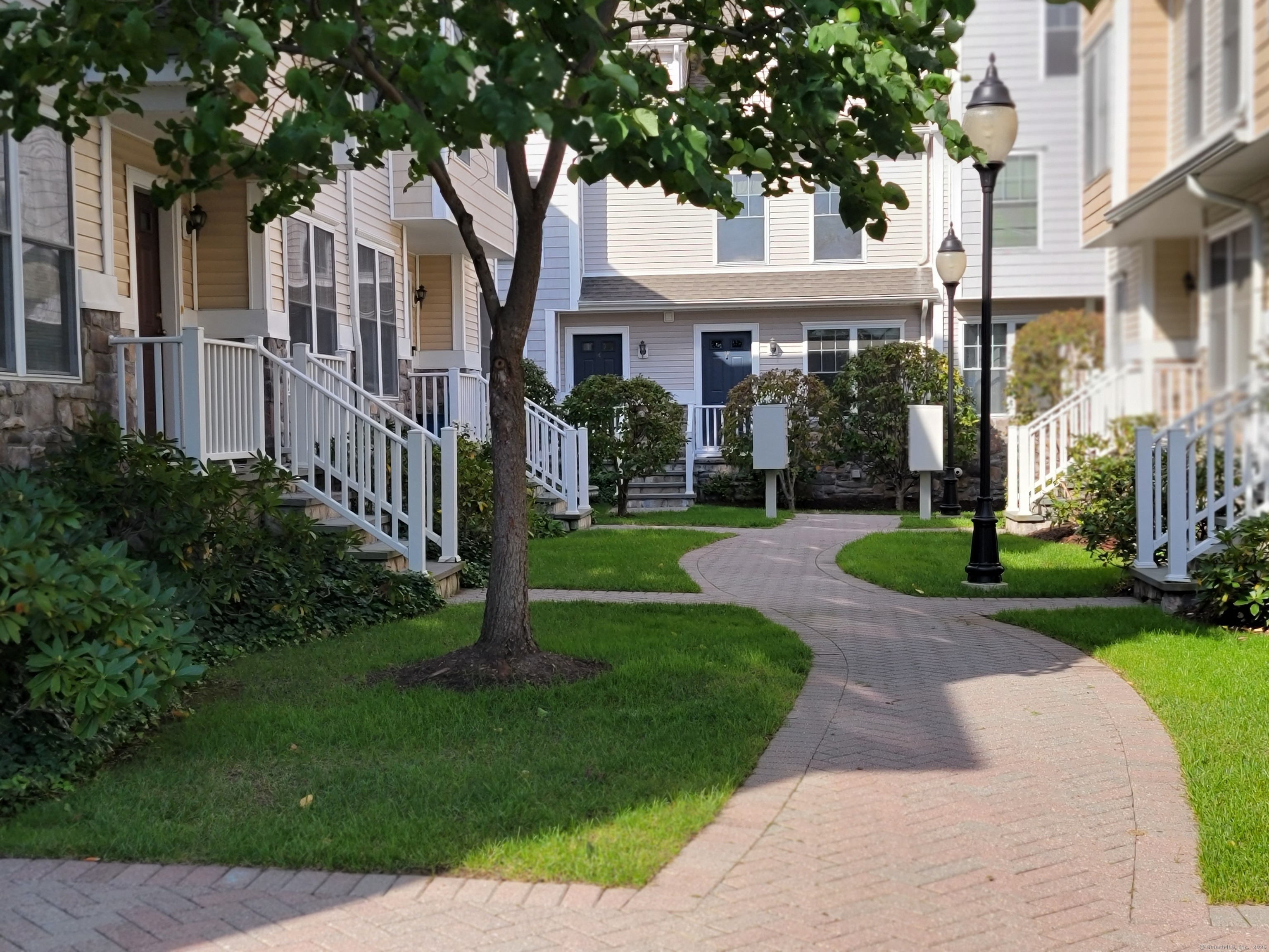 85 Camp Avenue APT 2C