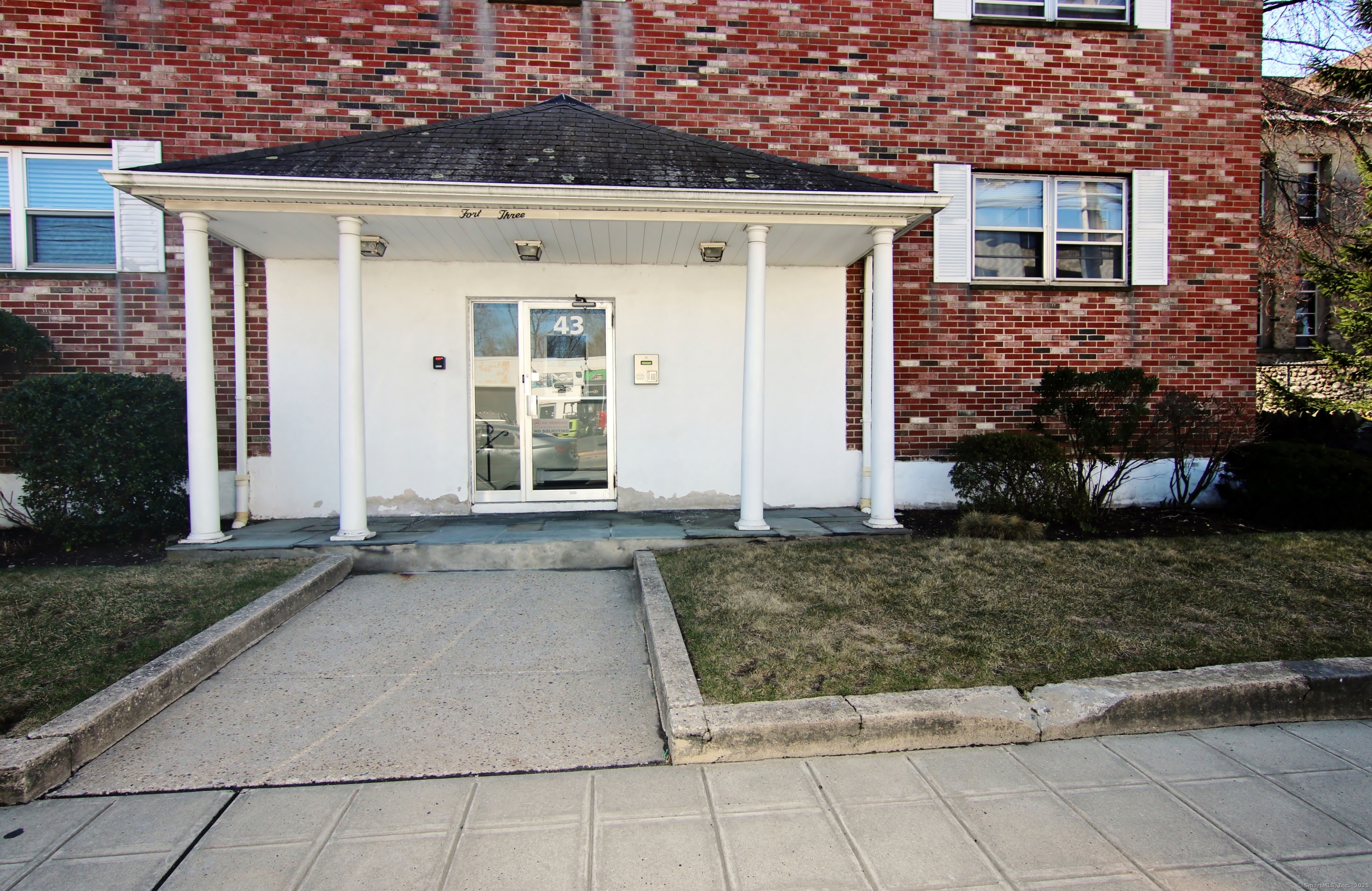 43 Crescent Street APT 11