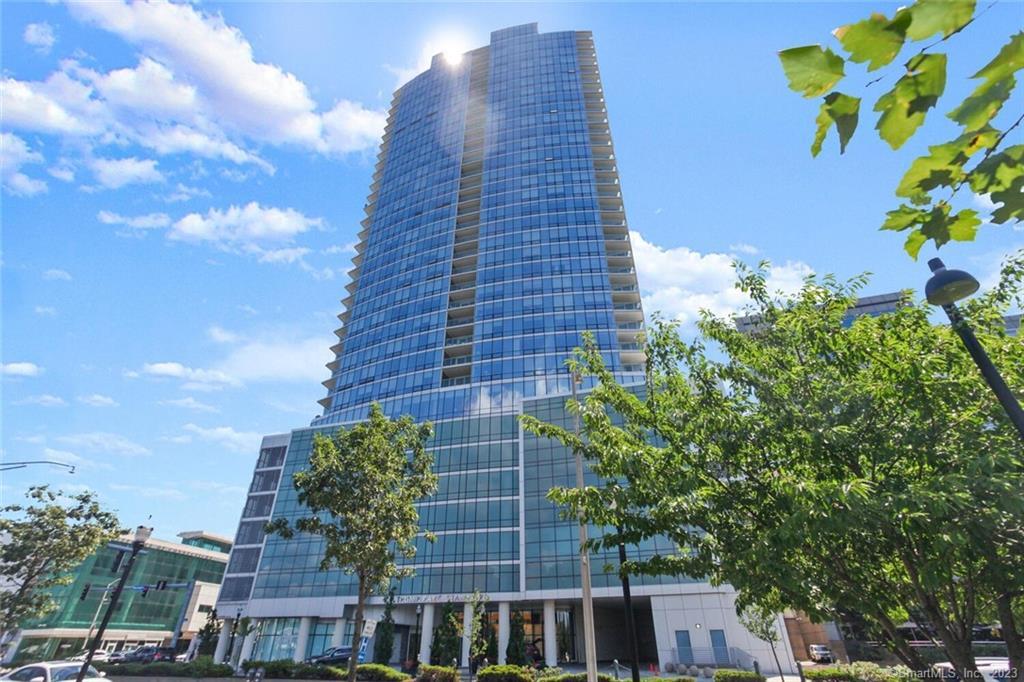 1 Broad Street 8E
