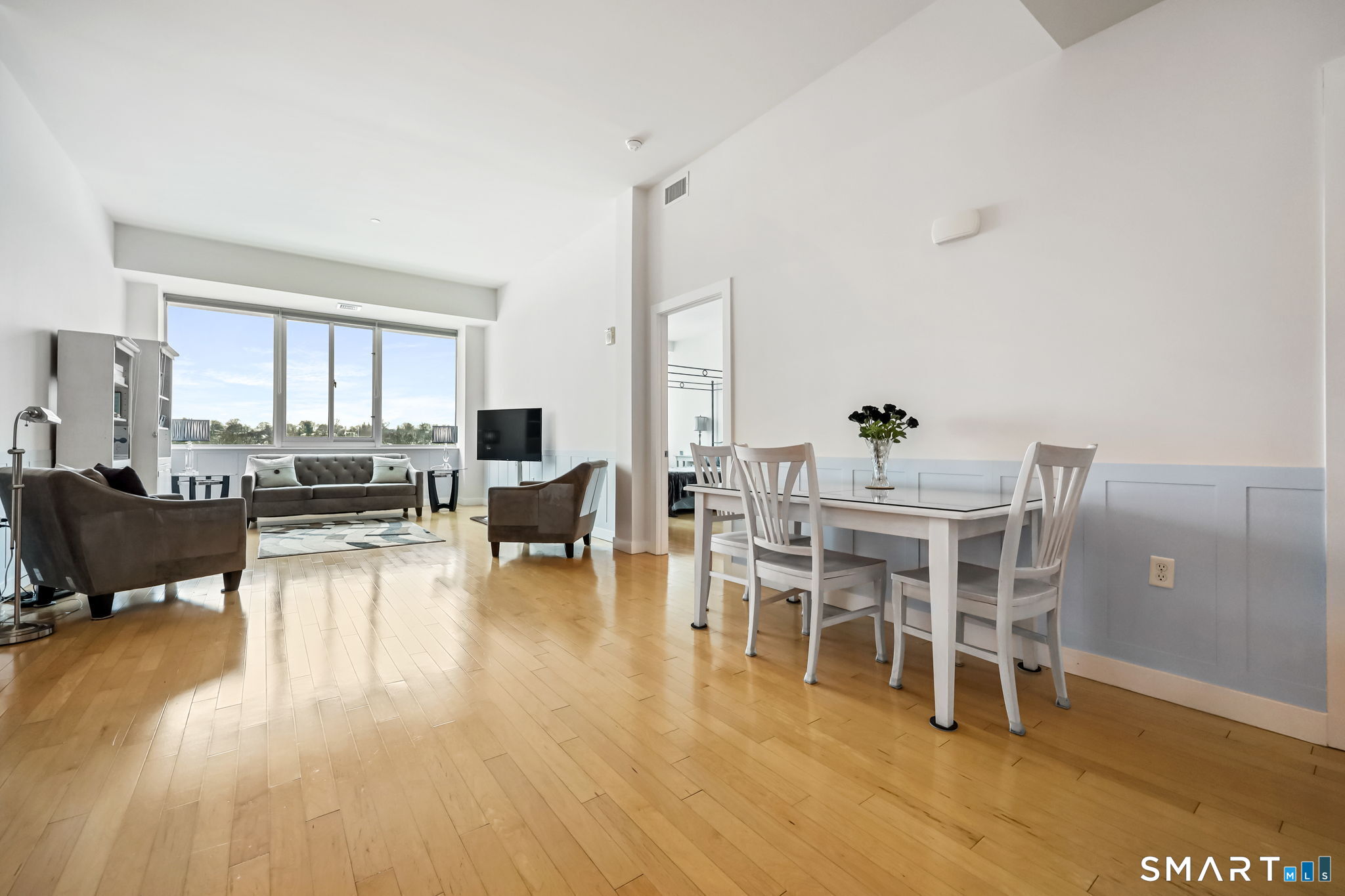 1515 Summer Street 601