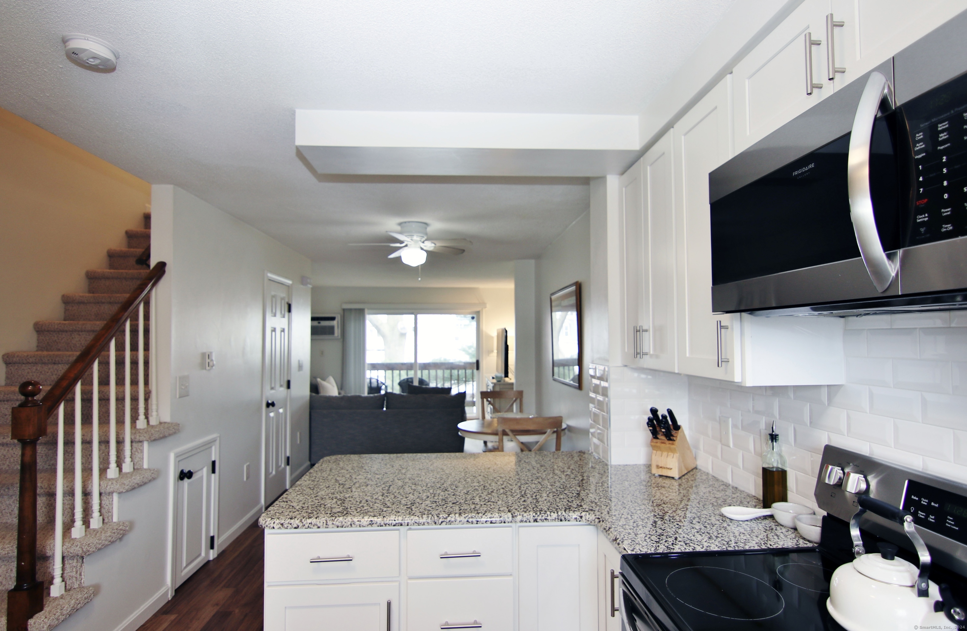 256 Washington Boulevard 9