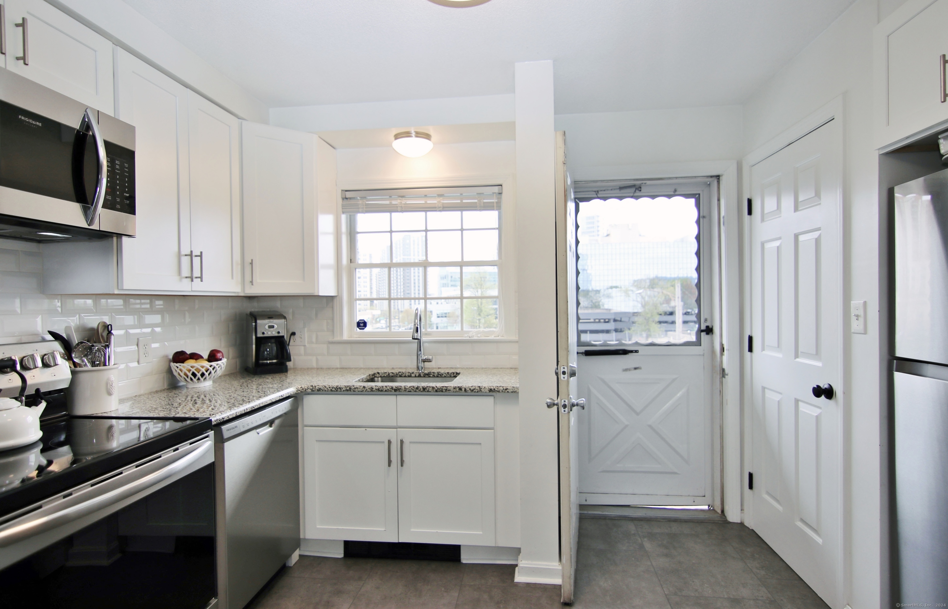 256 Washington Boulevard 9