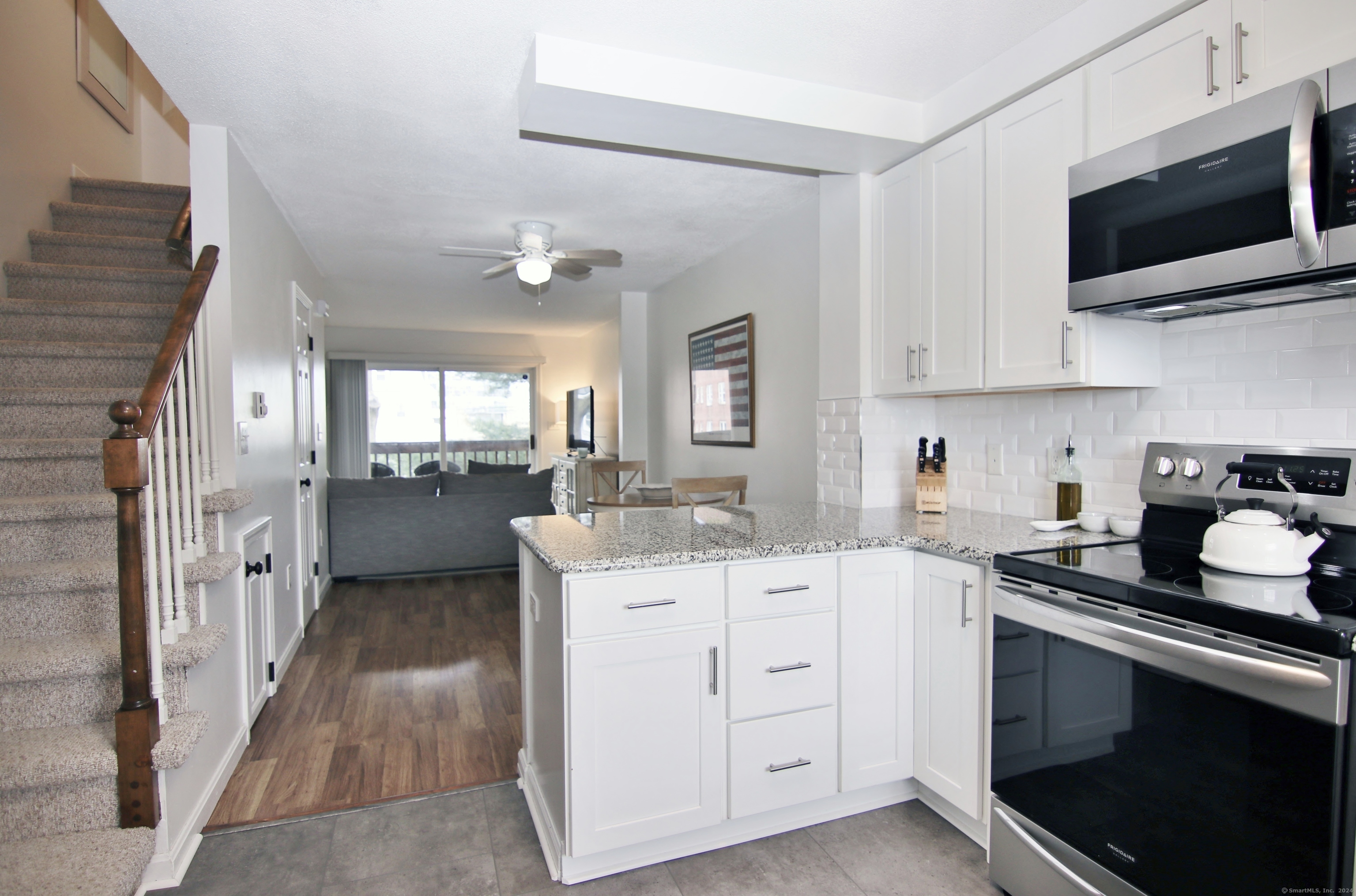 256 Washington Boulevard 9