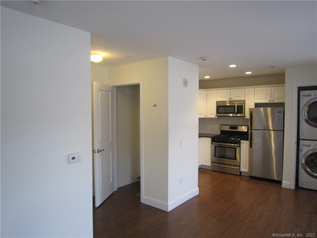 947 Hope Street 305