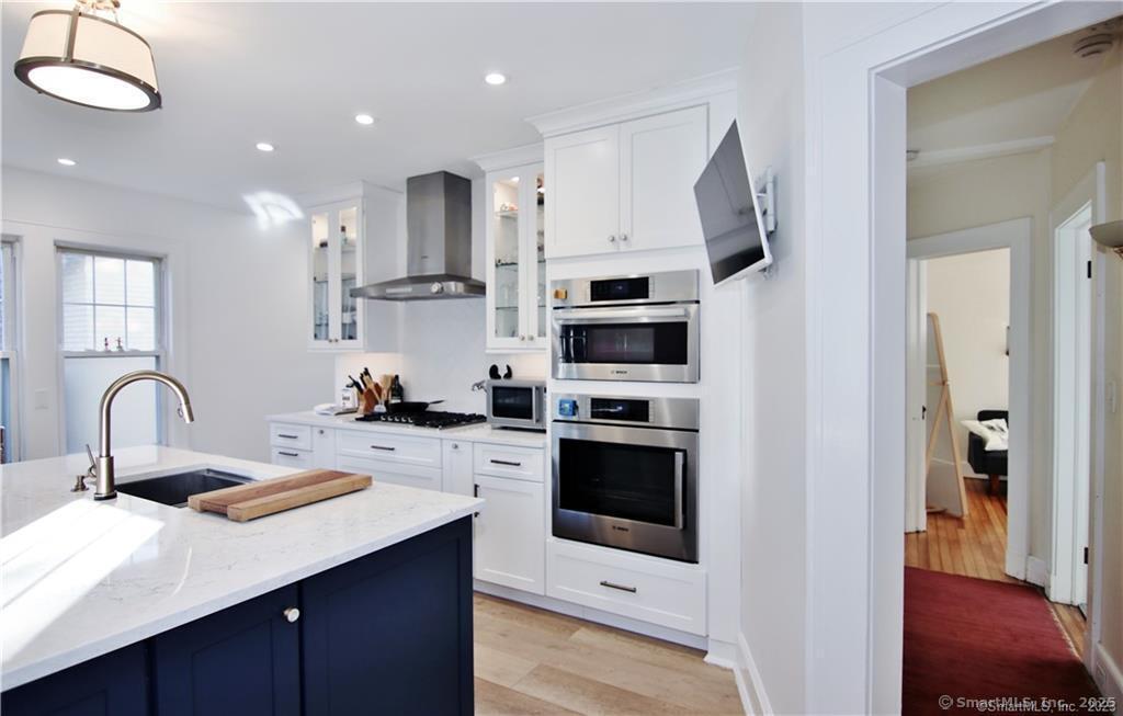 30 Saint George Avenue