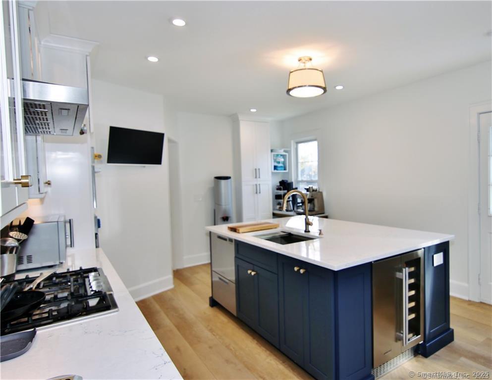 30 Saint George Avenue