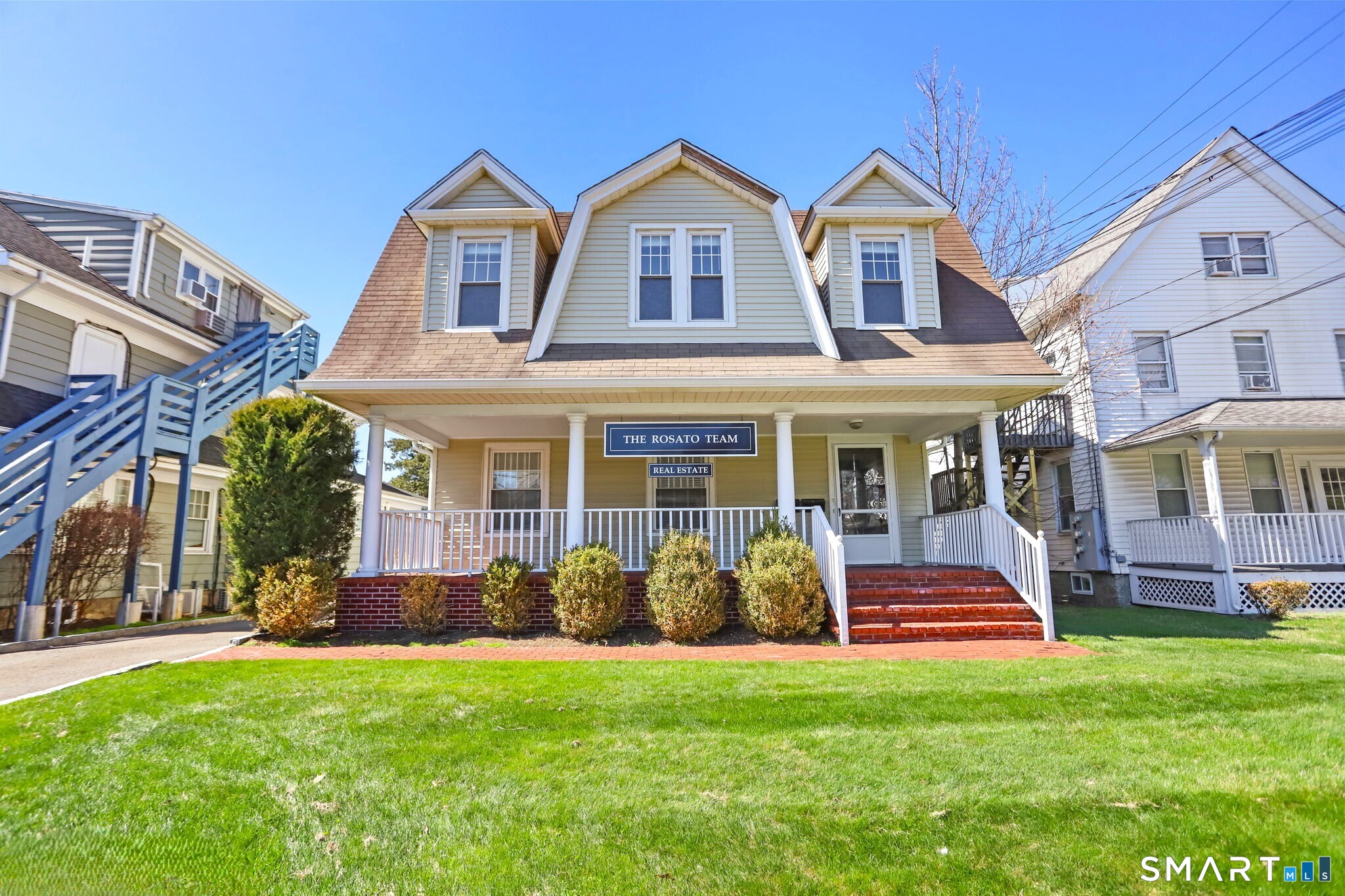 1872 Bedford Street 2