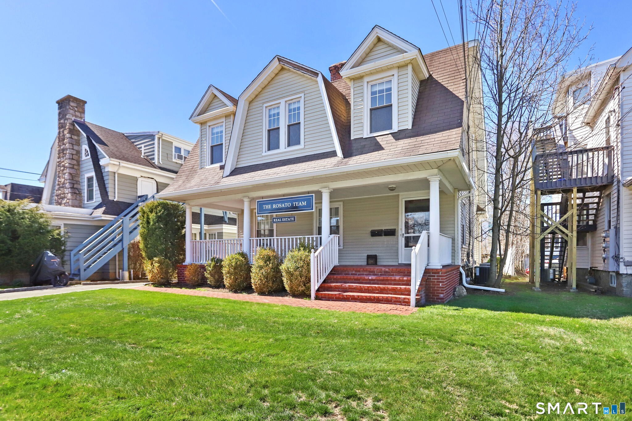 1872 Bedford Street 2