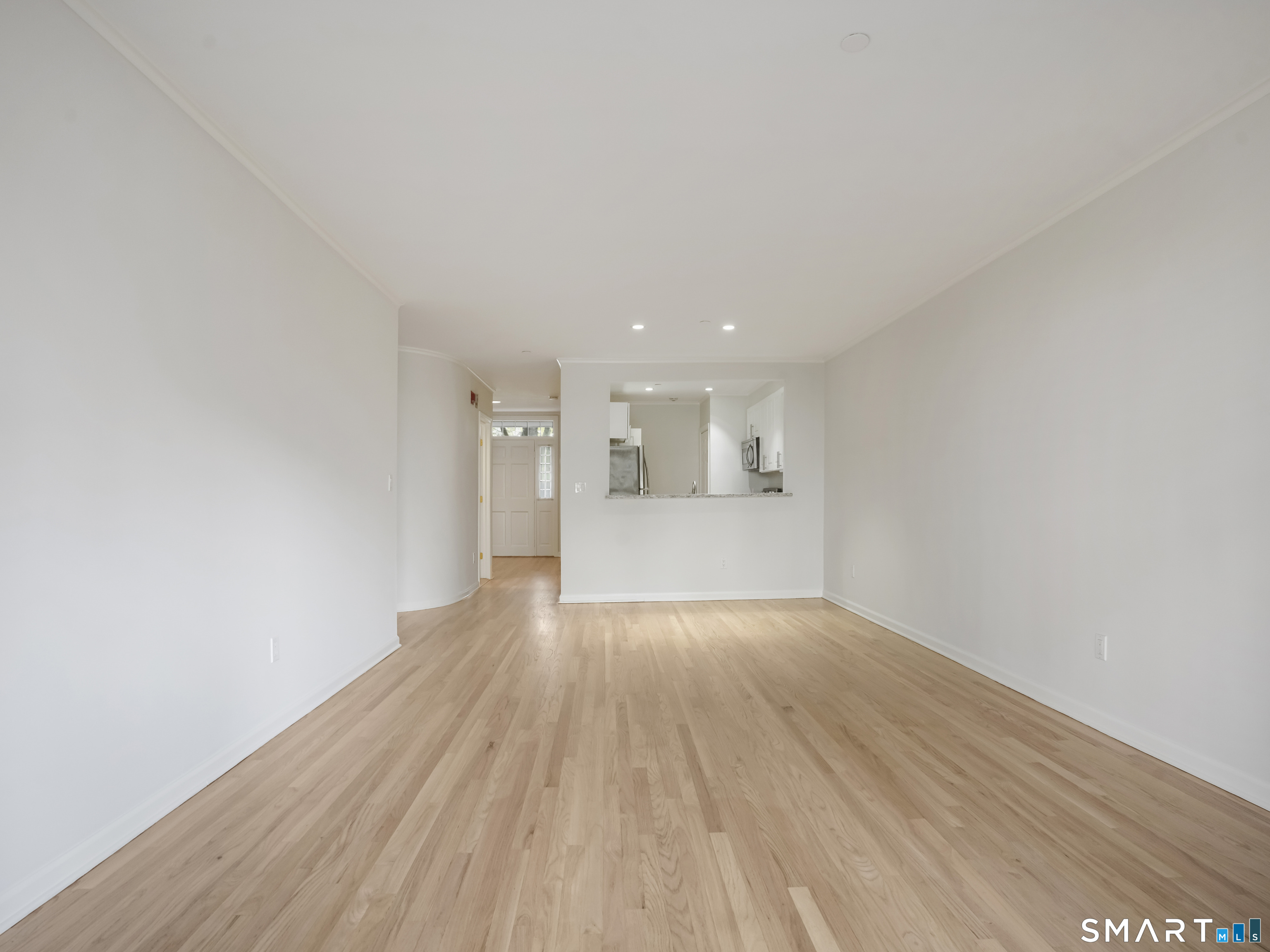 51 Forest Avenue 23