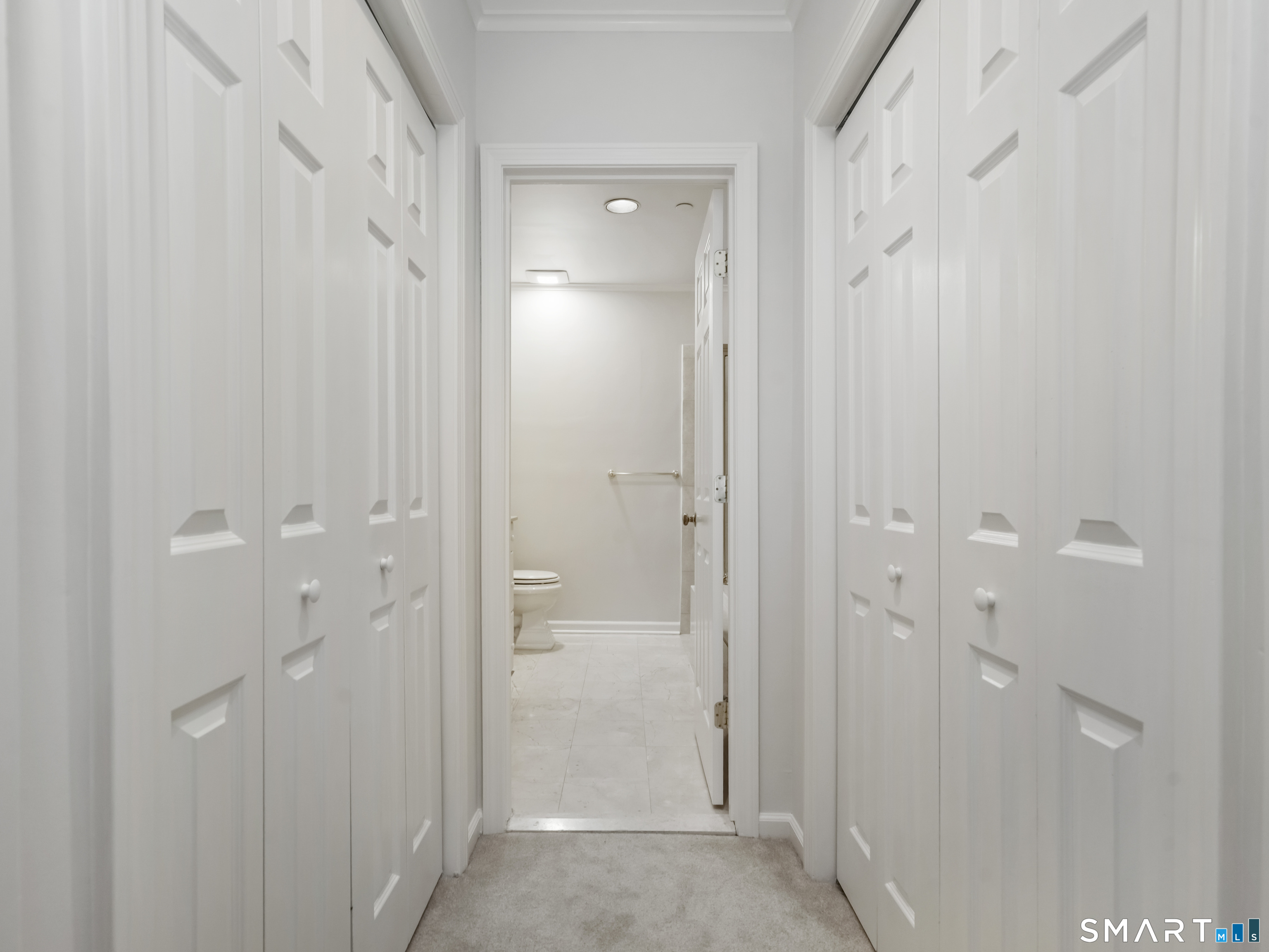 51 Forest Avenue 23