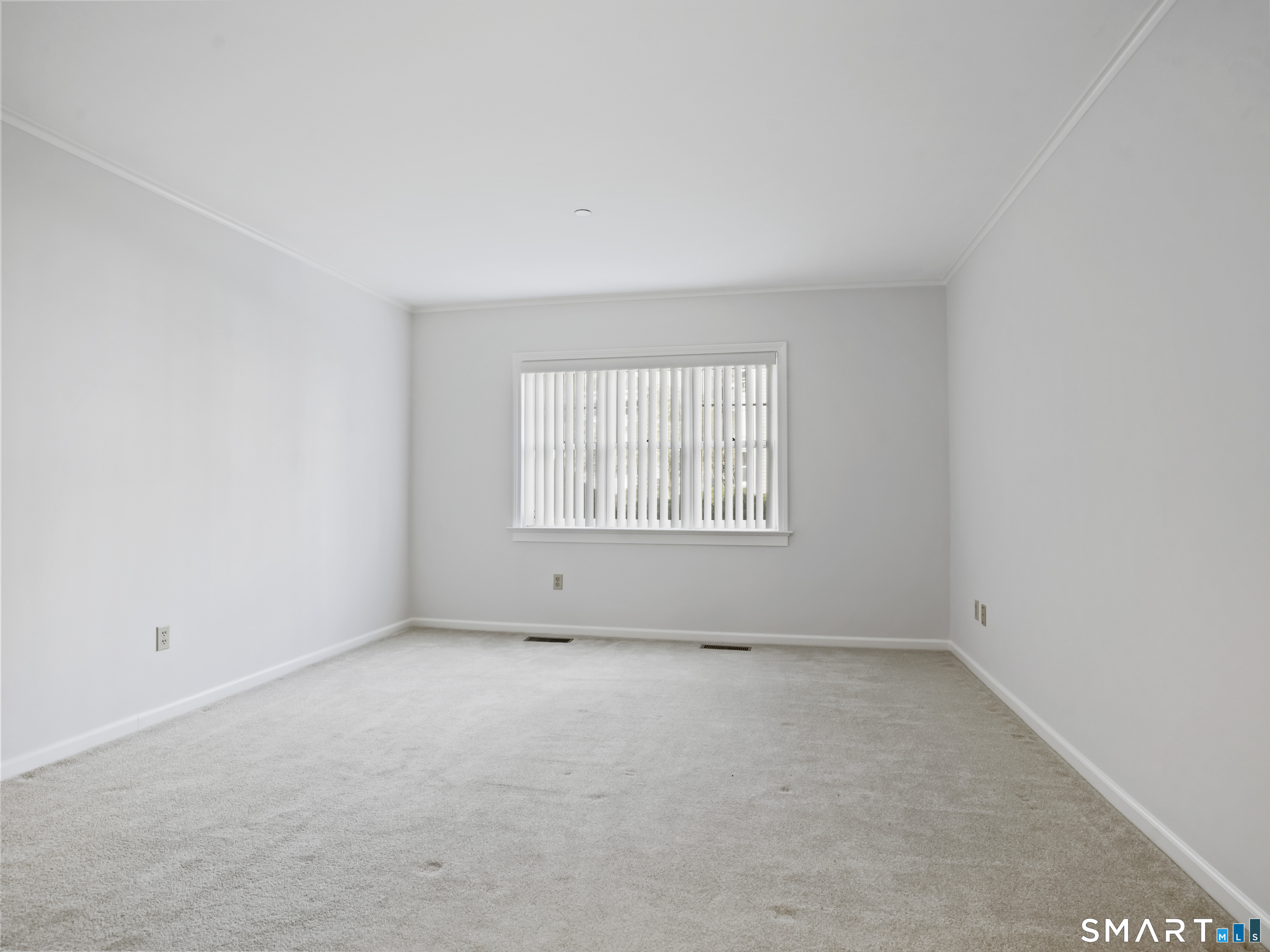 51 Forest Avenue 23