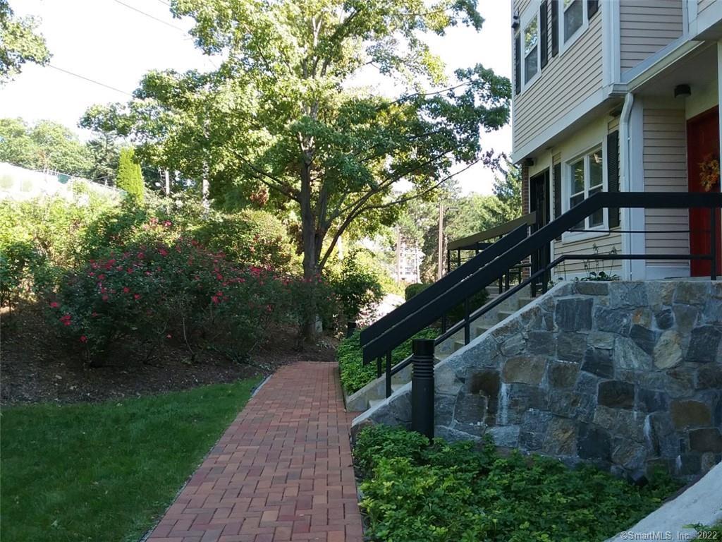 45 Highland Road 45