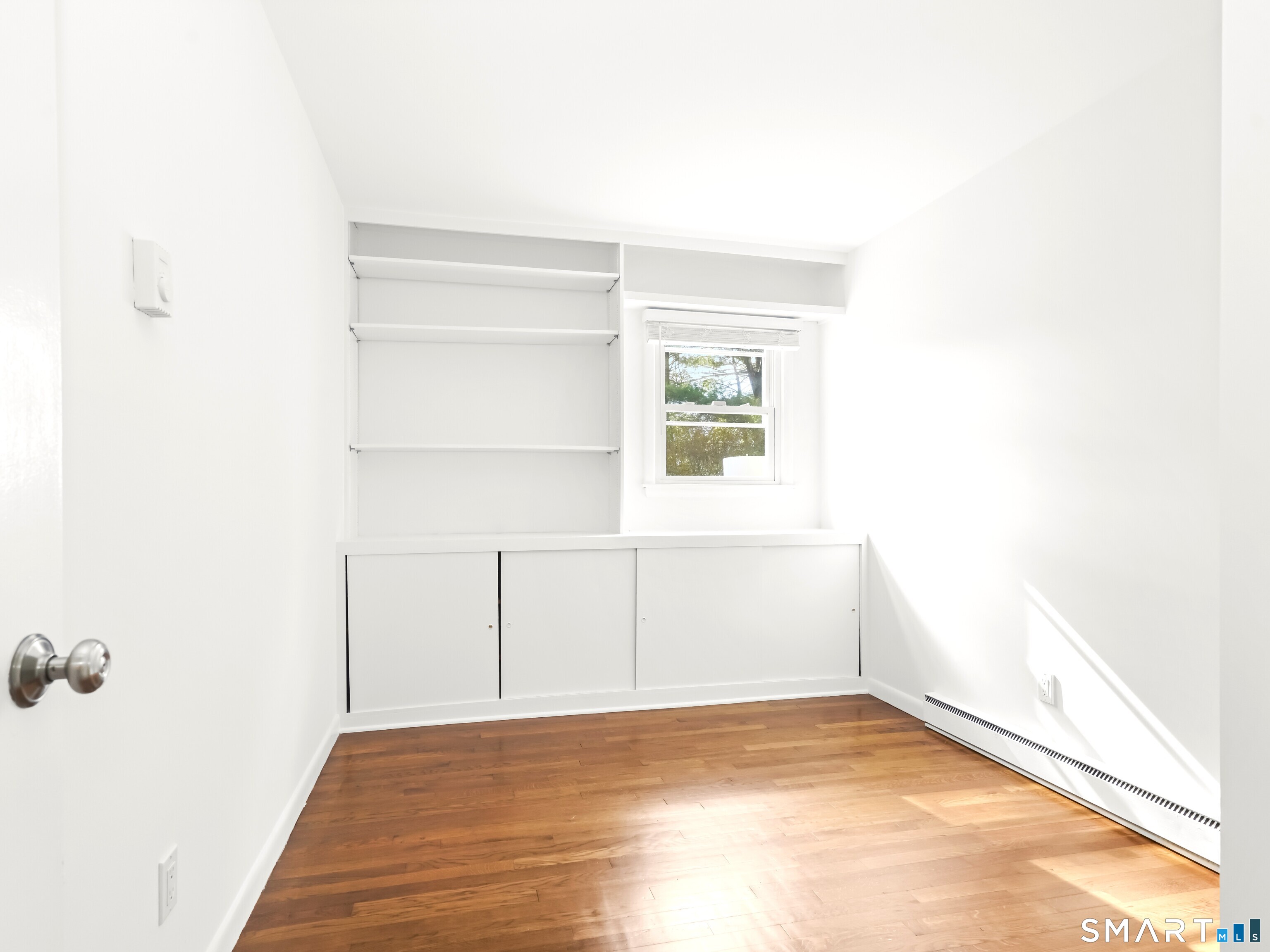 14 Dale Place