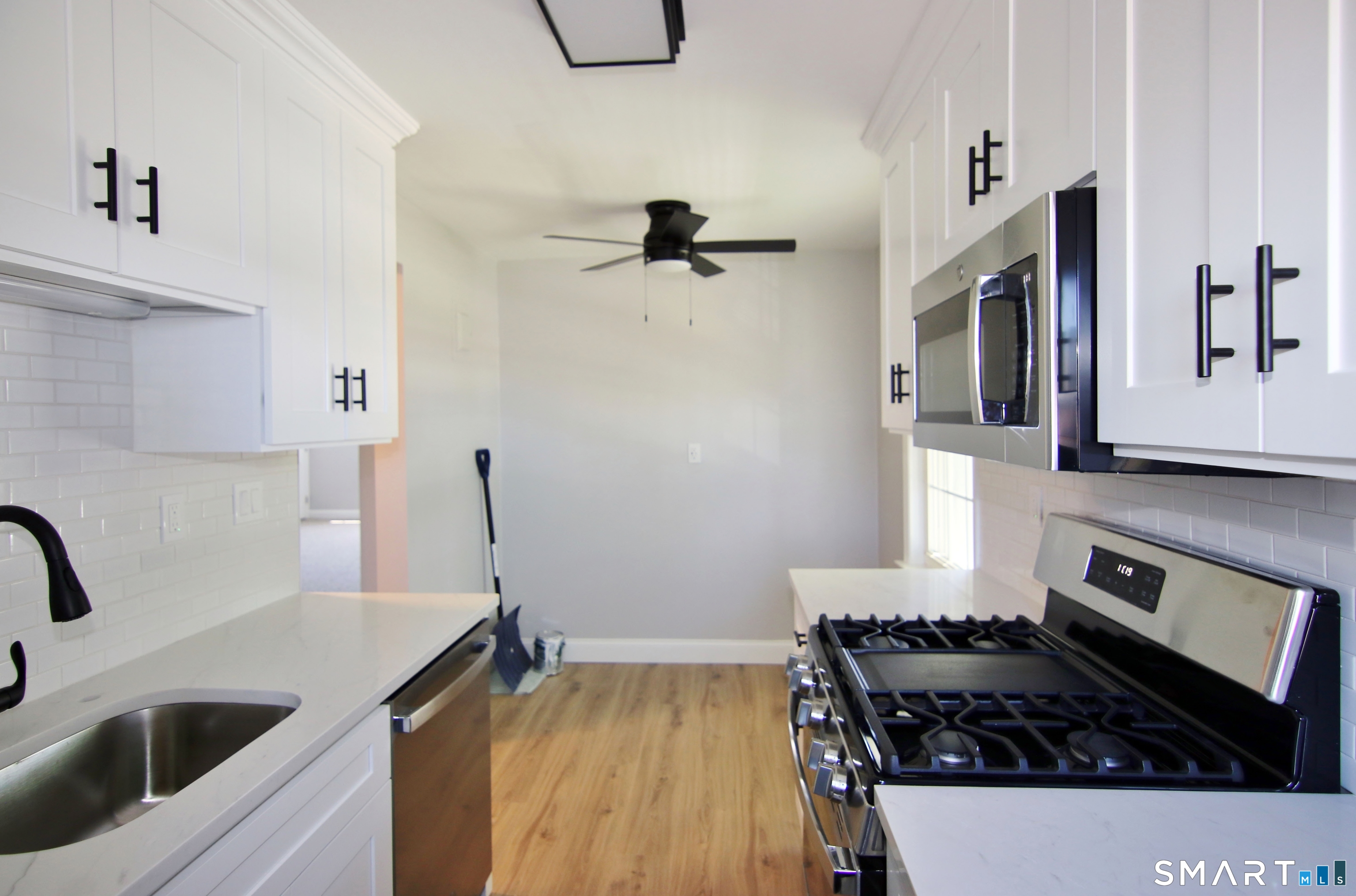 6 Revere Drive 3