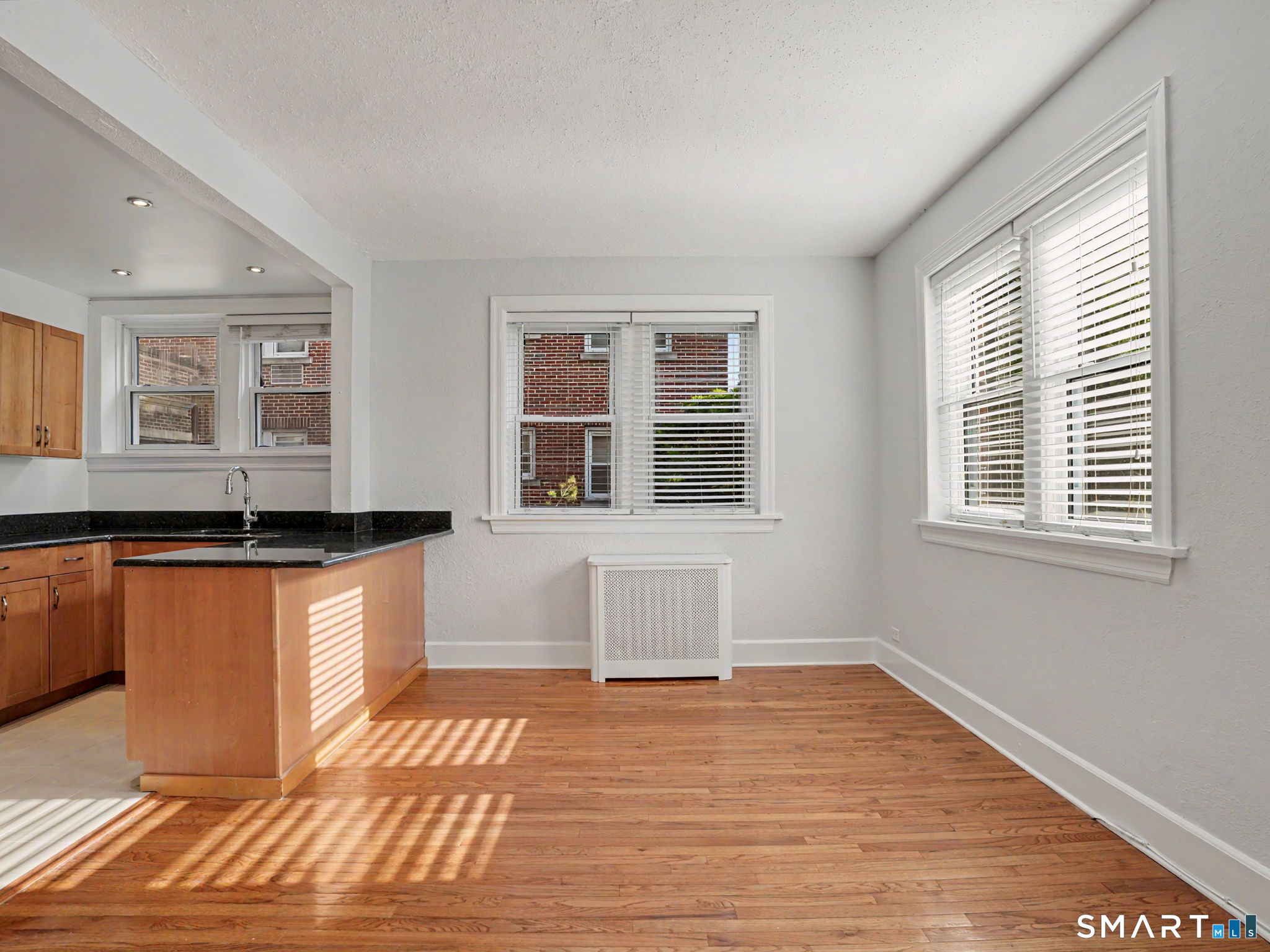77 Glenbrook Road 101