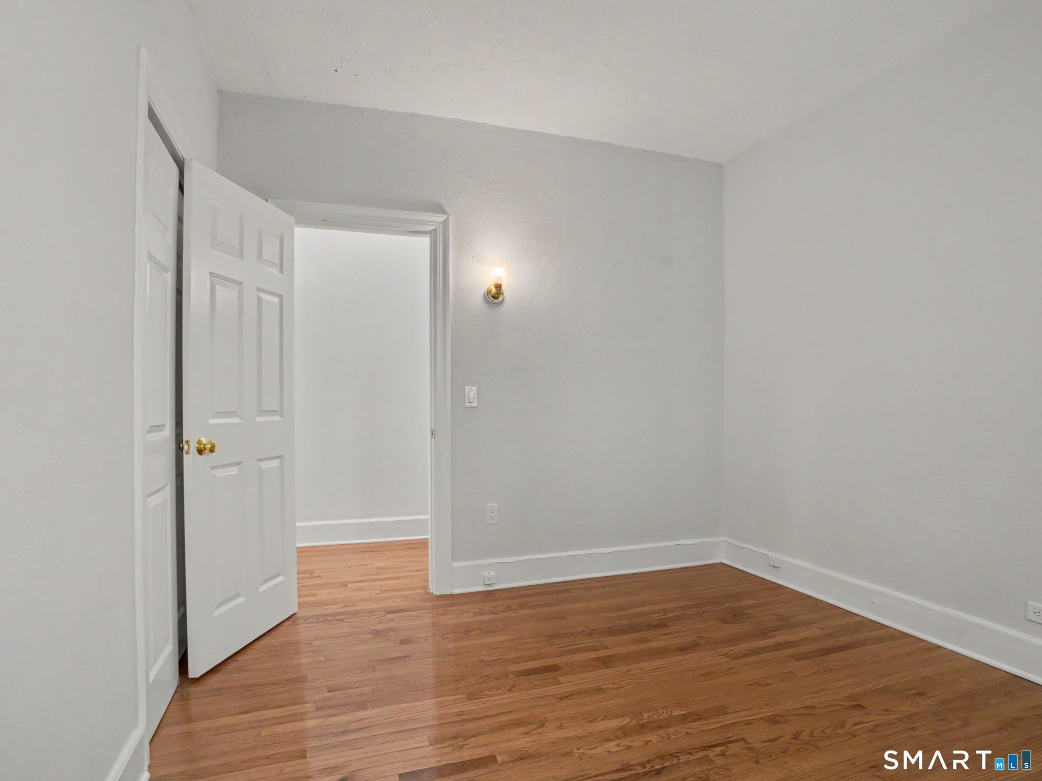 77 Glenbrook Road 101