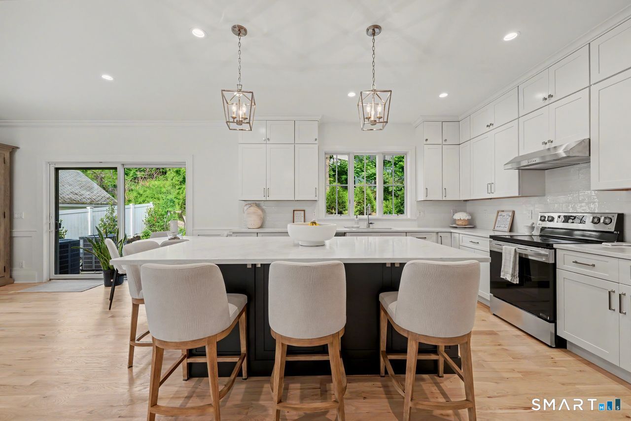 185 S Water Street