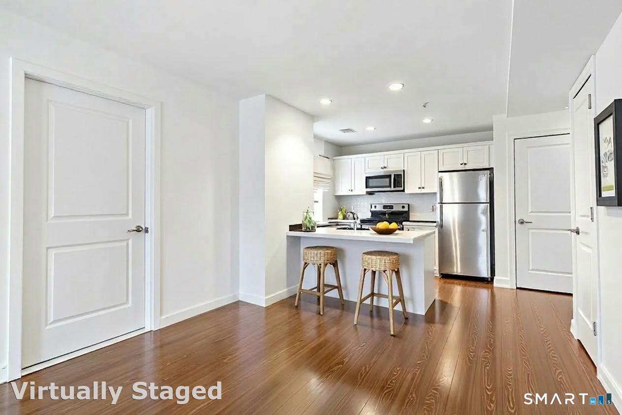 947 Hope Street 302