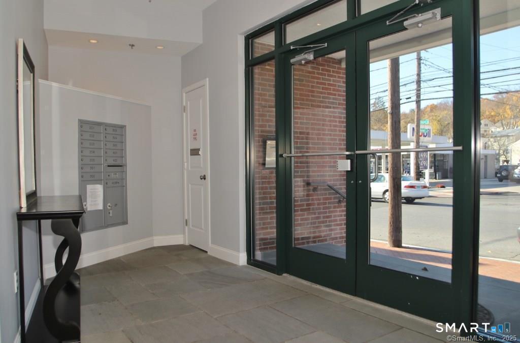 947 Hope Street 302