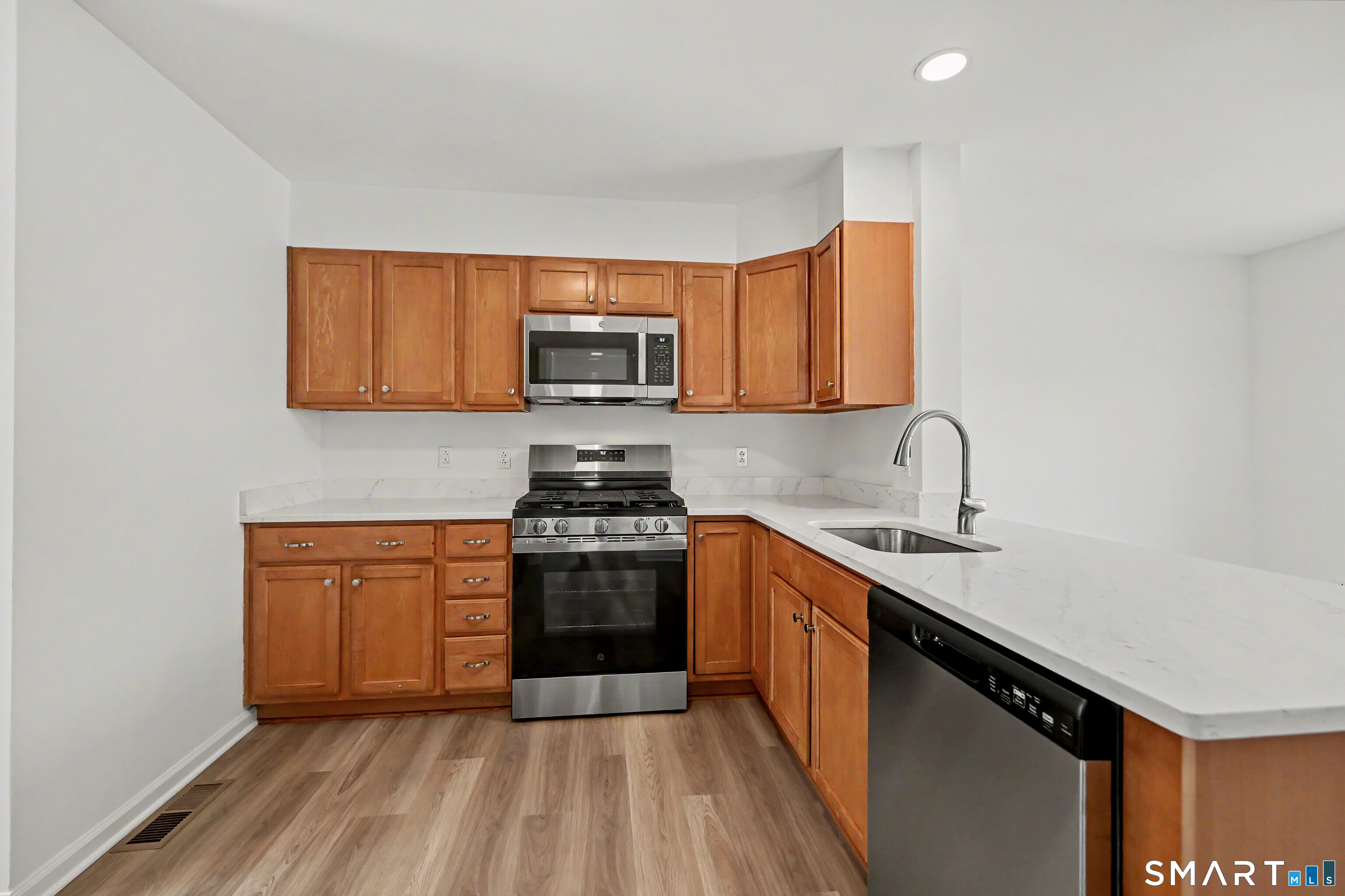 21 Whitmore Lane Unit: 1